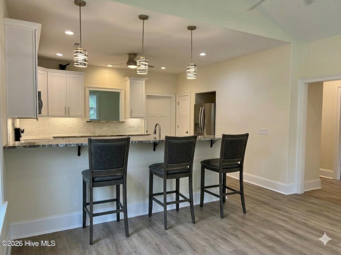 100517039 | Photo 14