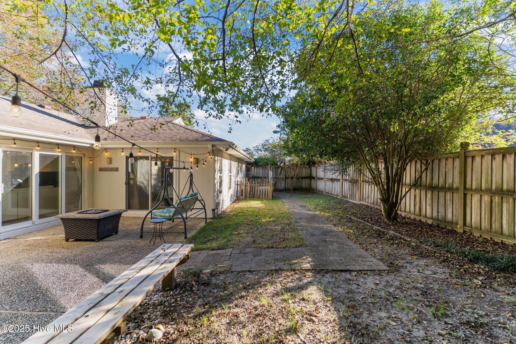 100537422 | Photo 47