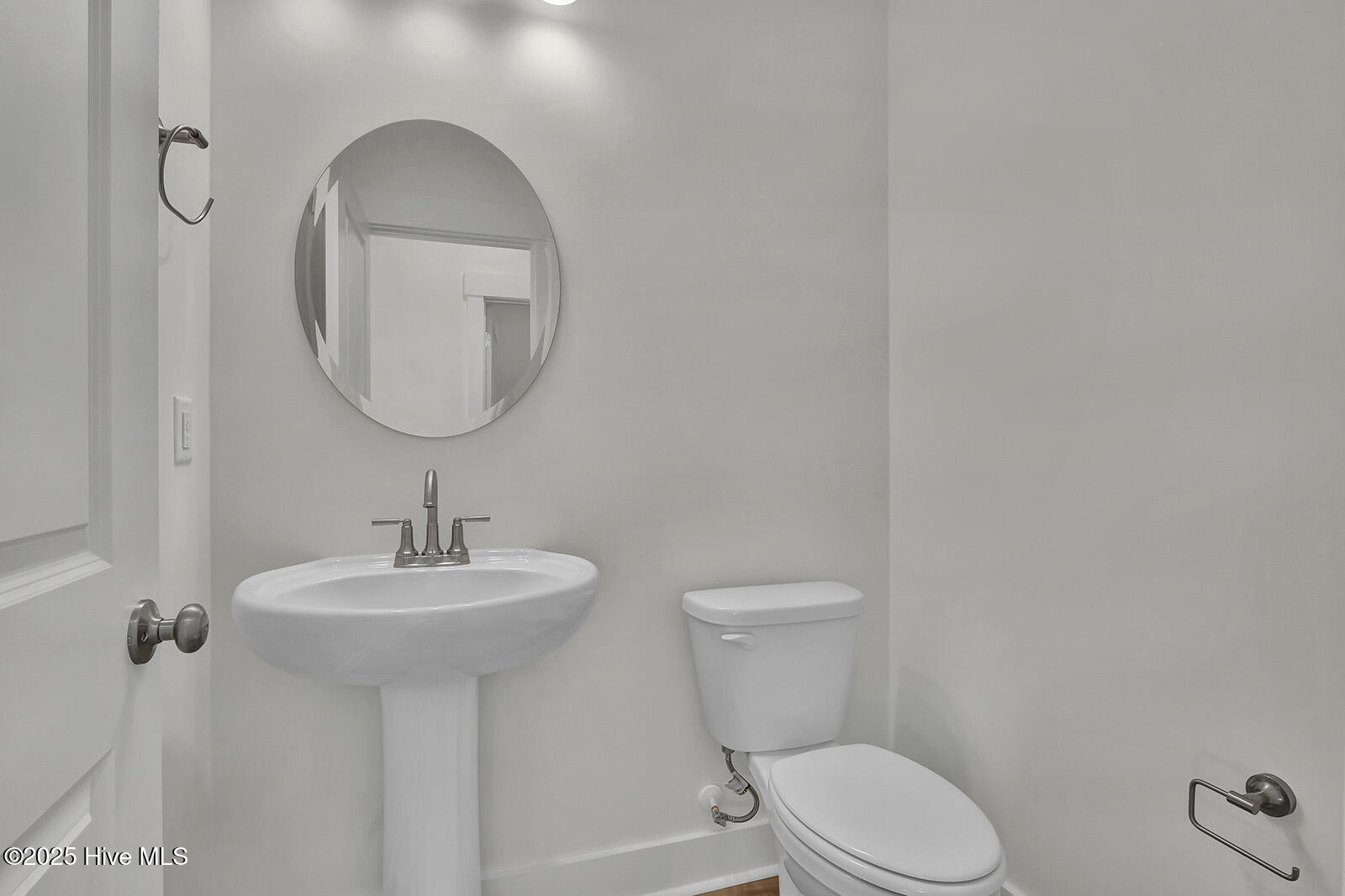 100558047 | Photo 13