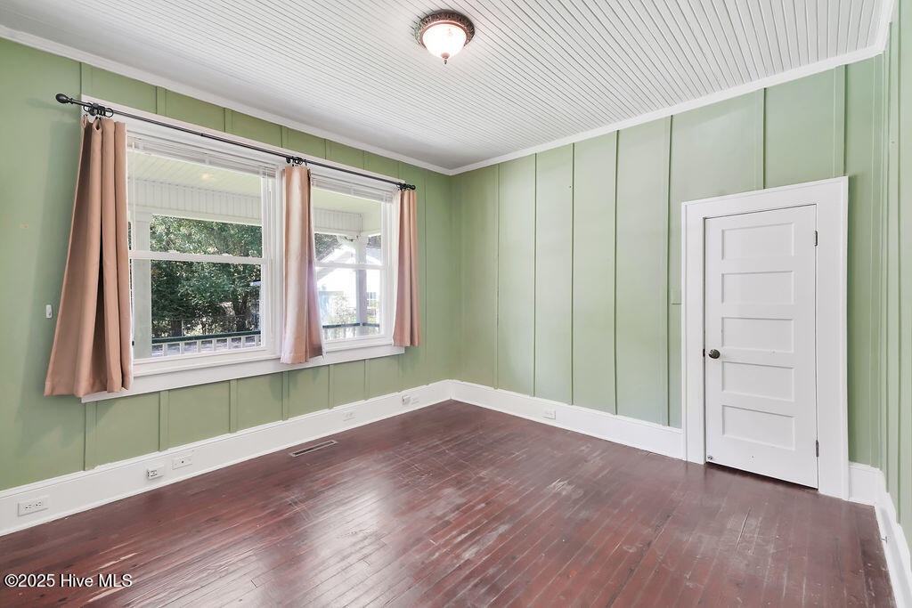 100538135 | Photo 19