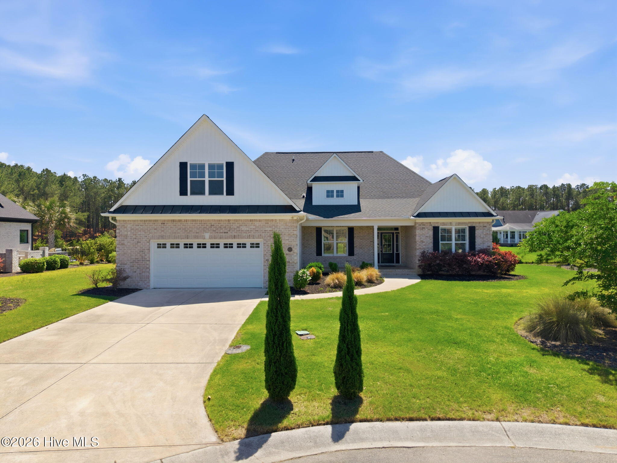 100543119 | Photo 60