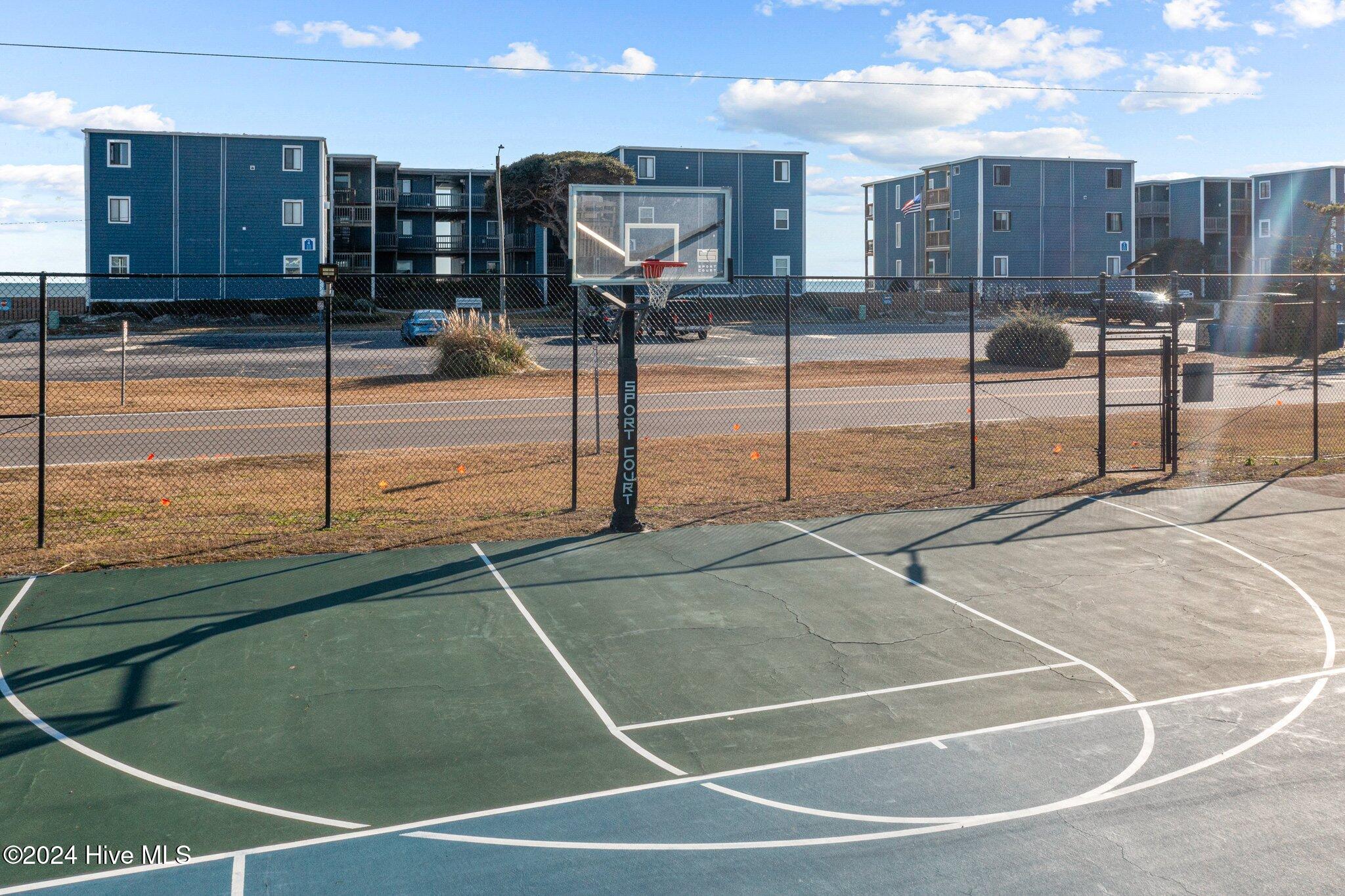 100480153 | Photo 43