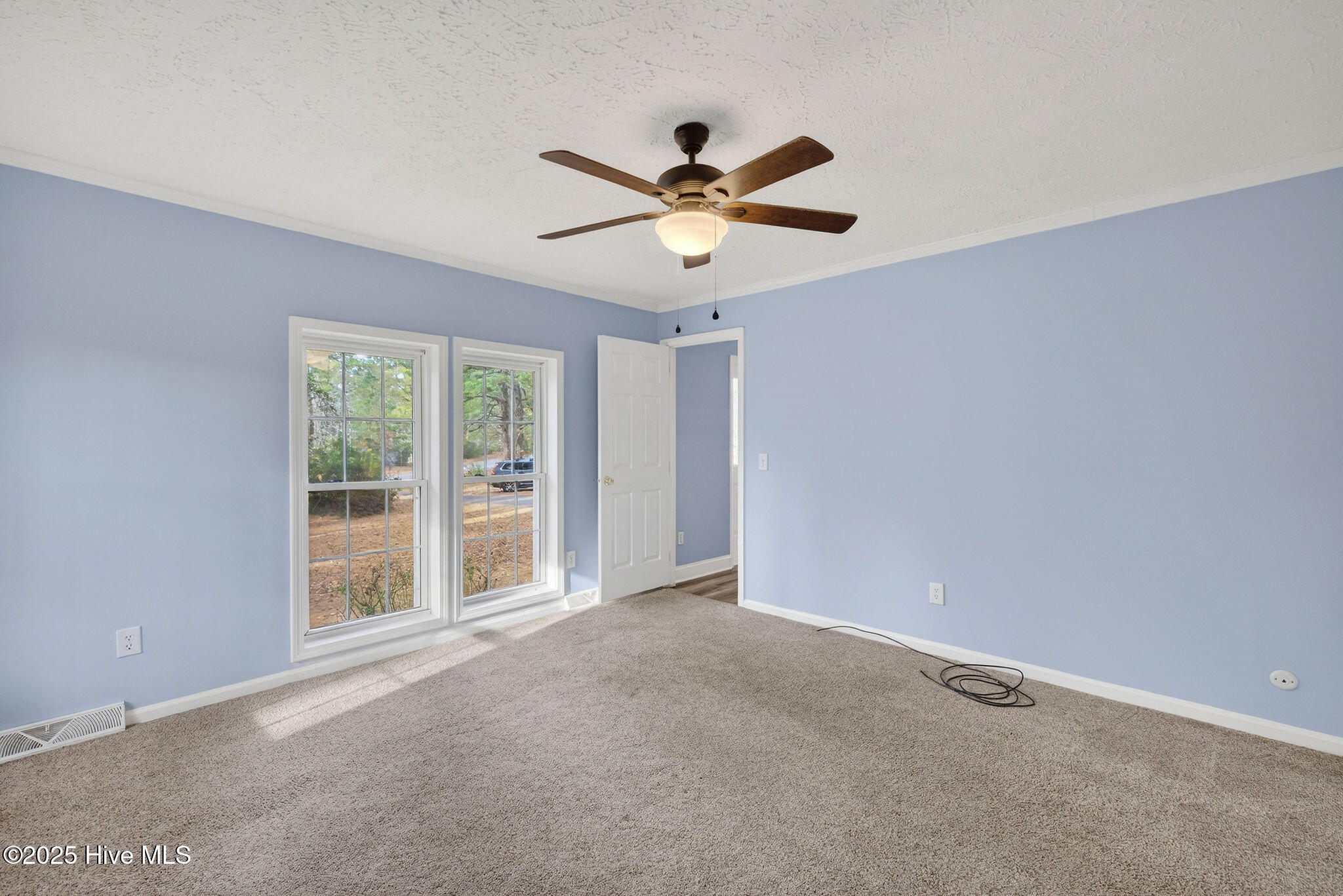 100546222 | Photo 26