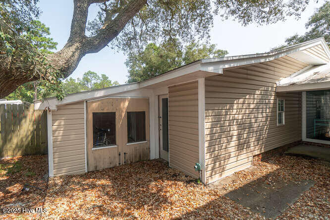 100528759 | Photo 38