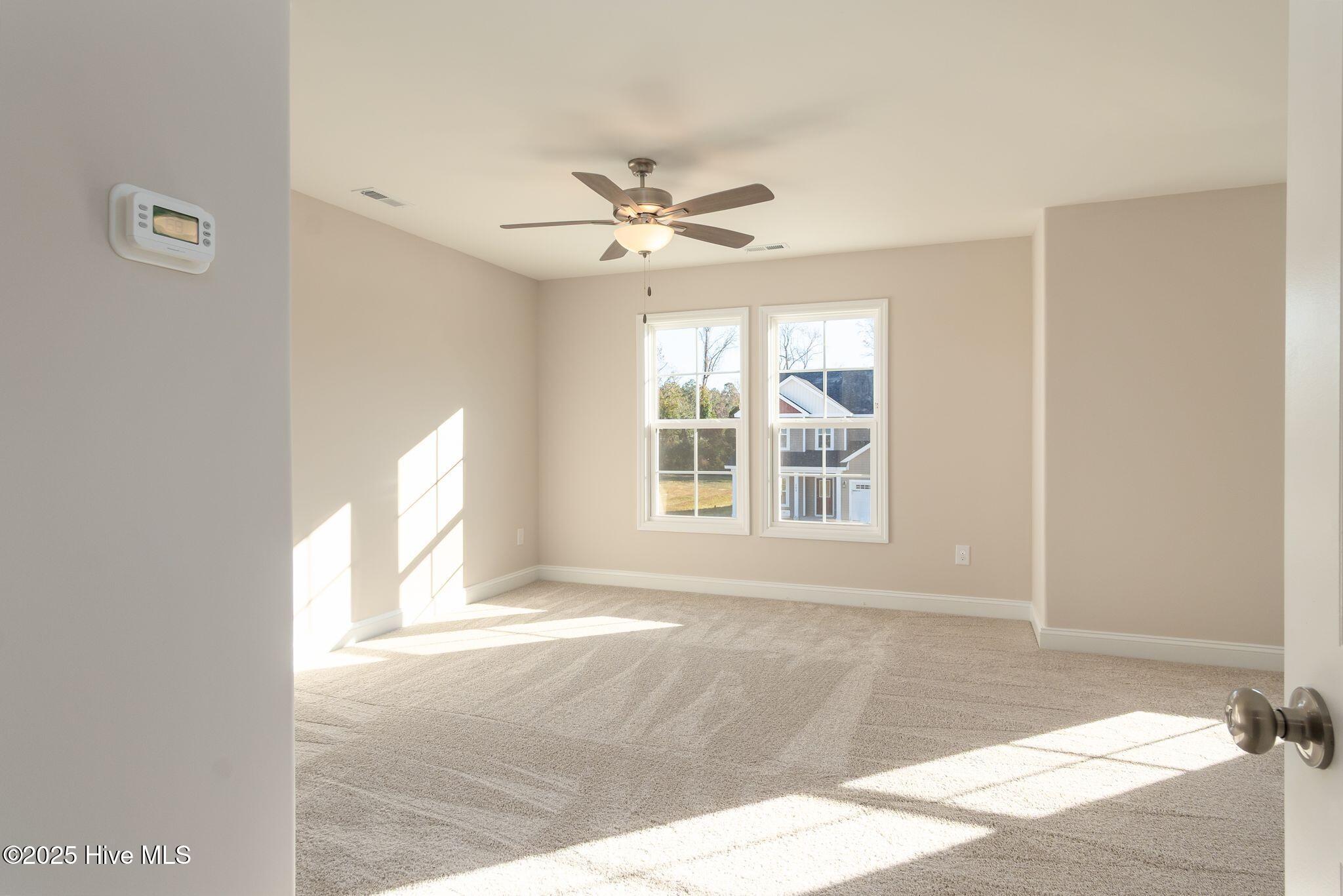 100531003 | Photo 26