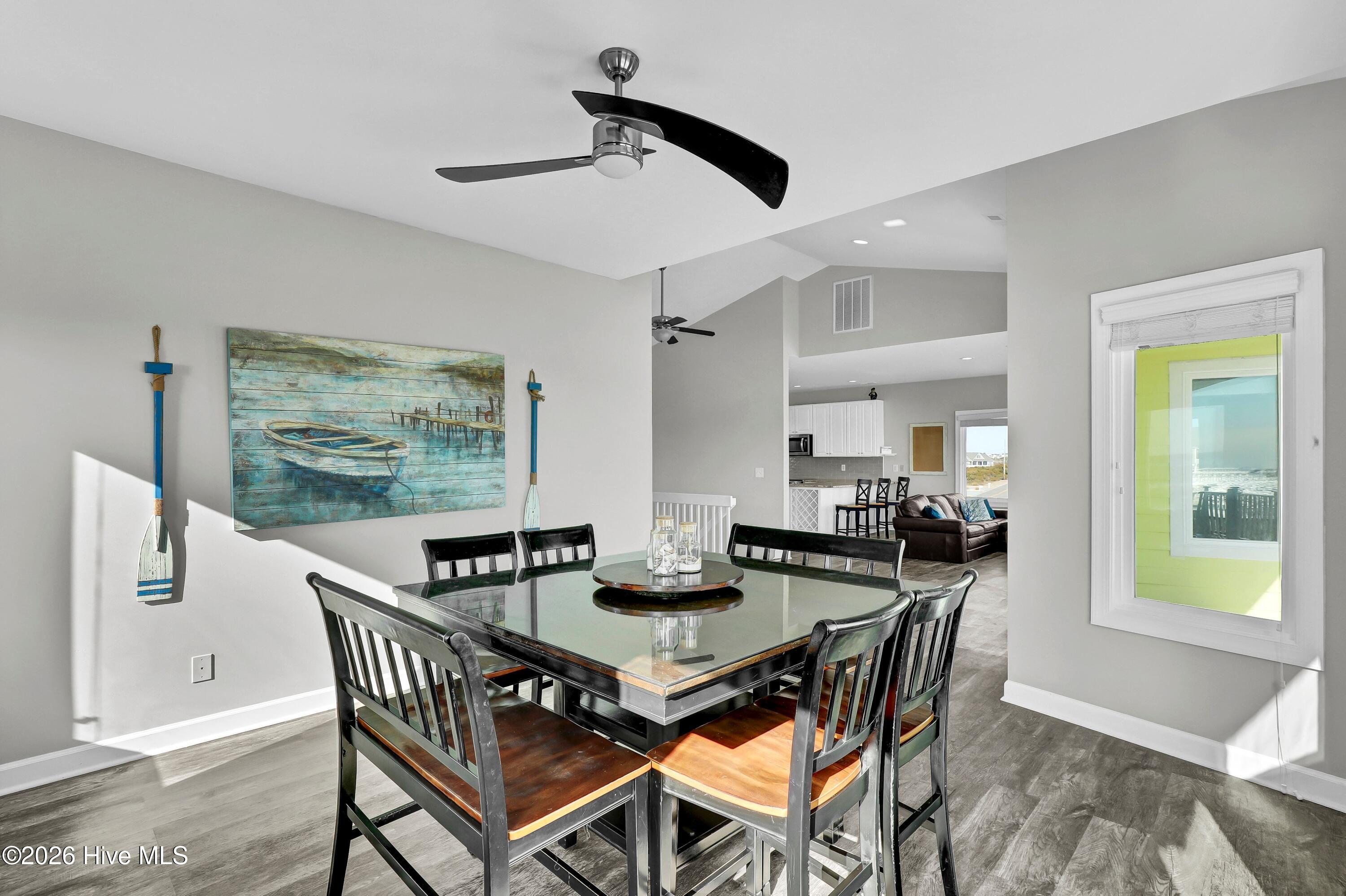 100554620 | Photo 14