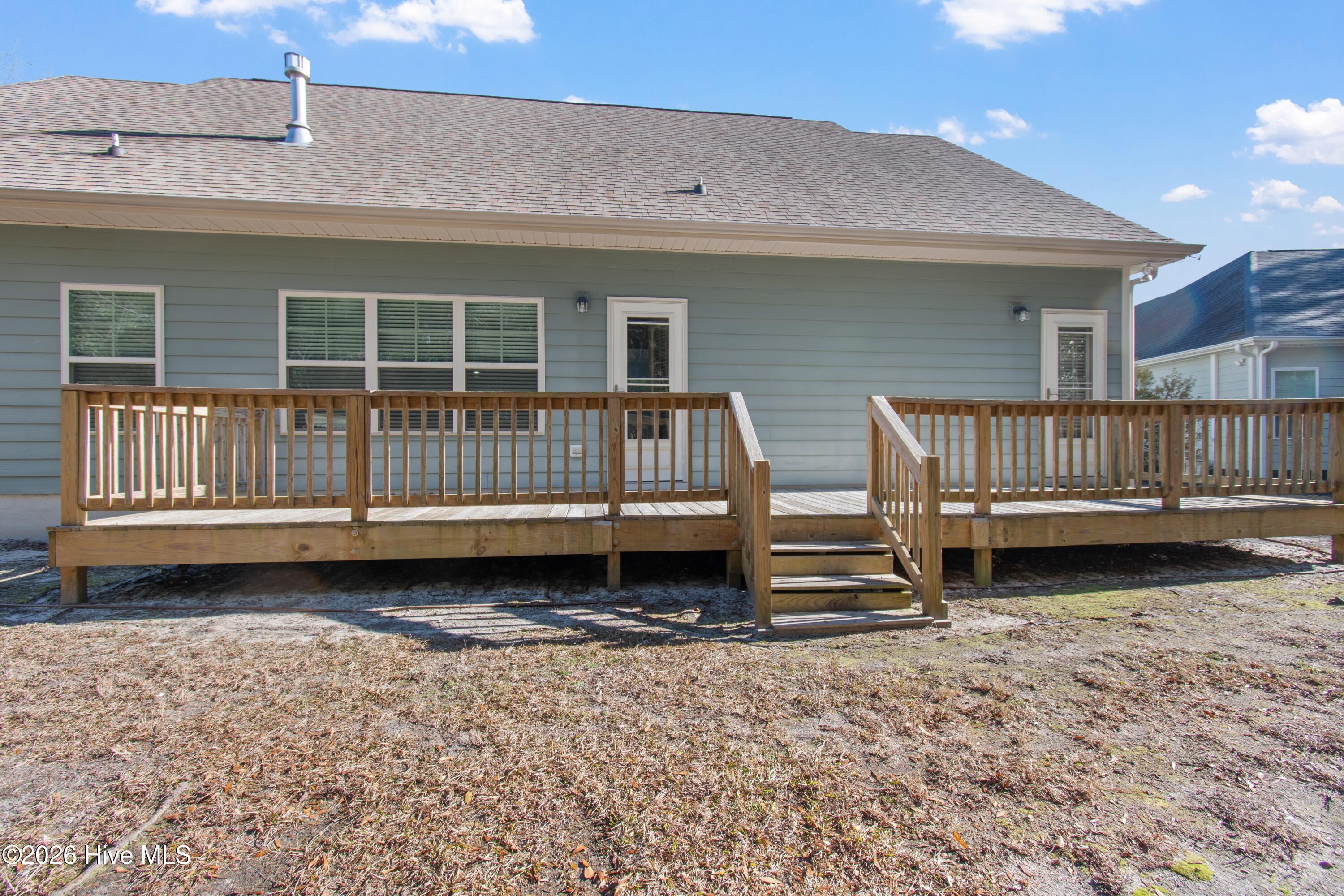 100549174 | Photo 41