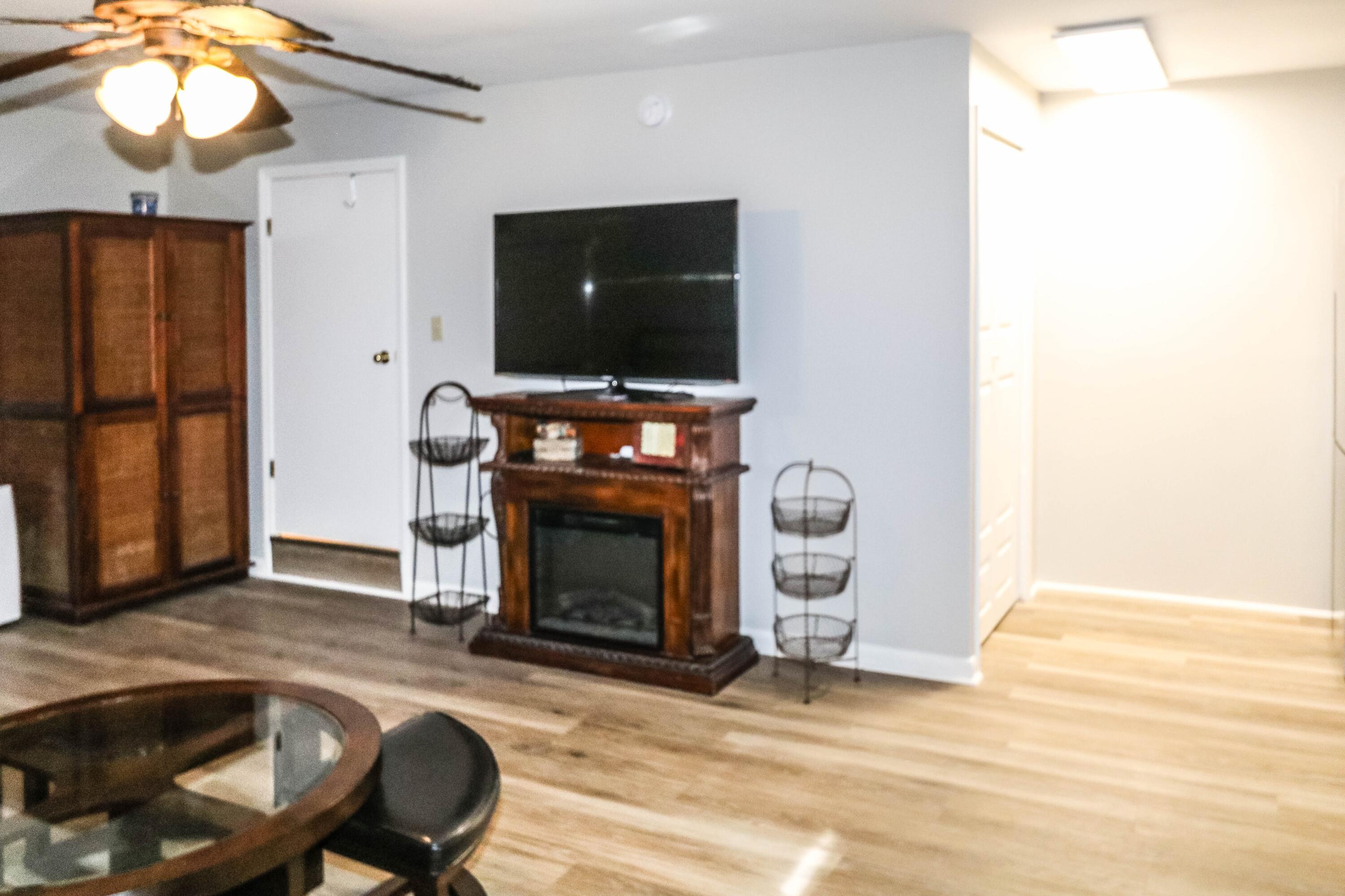 Undisclosed Address, Appling, GA, 30802