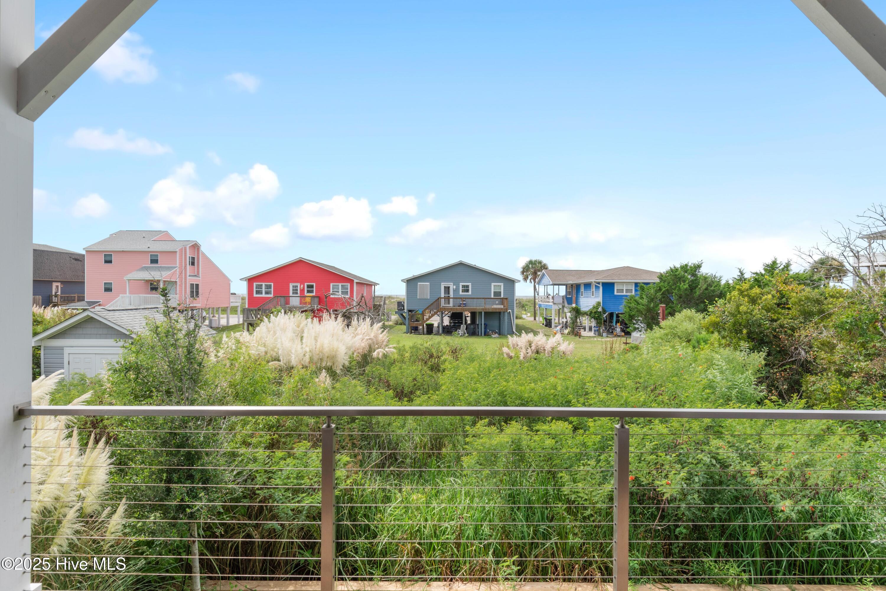 100549252 | Photo 31