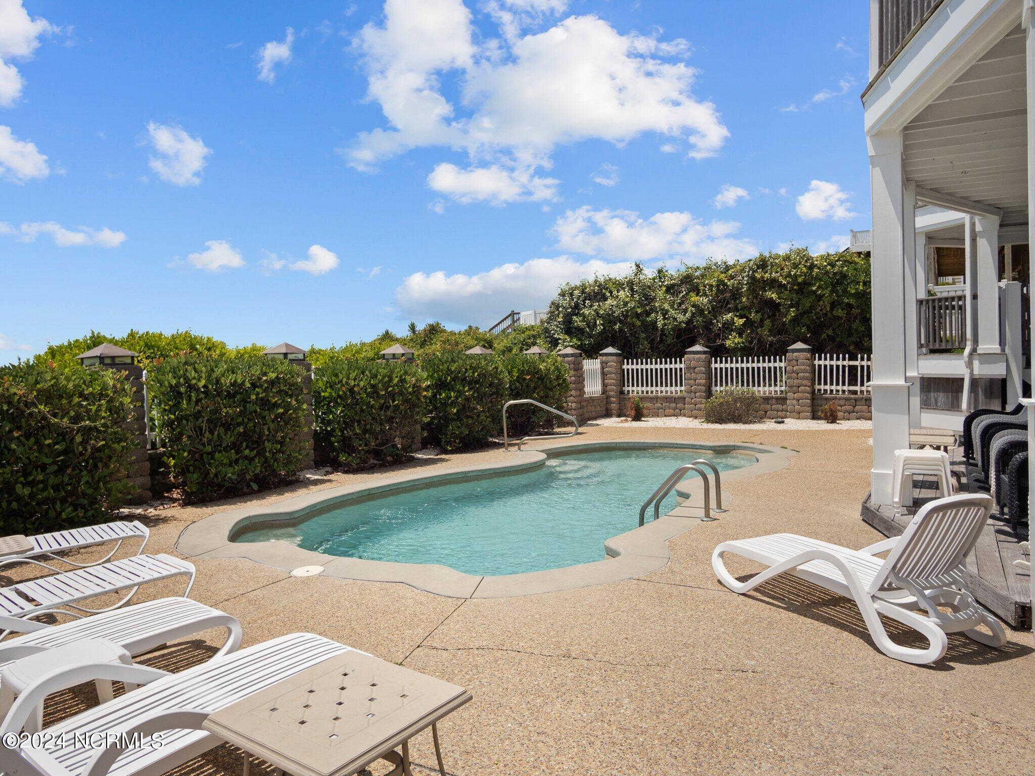 3107 Ocean Drive, Emerald Isle, NC, 28594