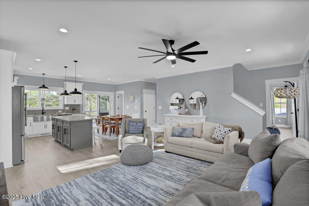 100539309 | Photo 12