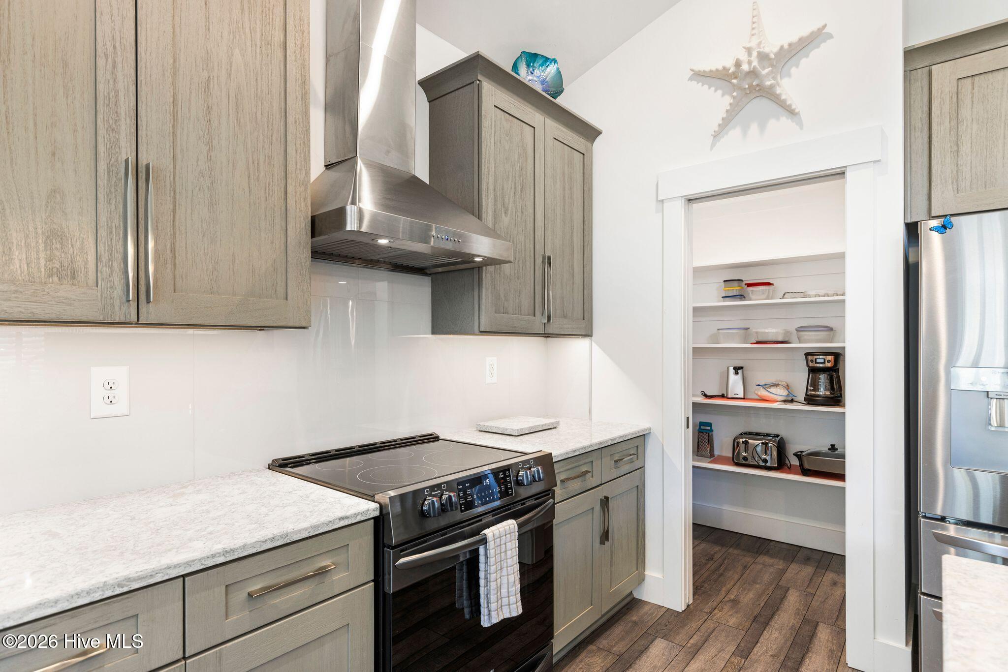 100551574 | Photo 22