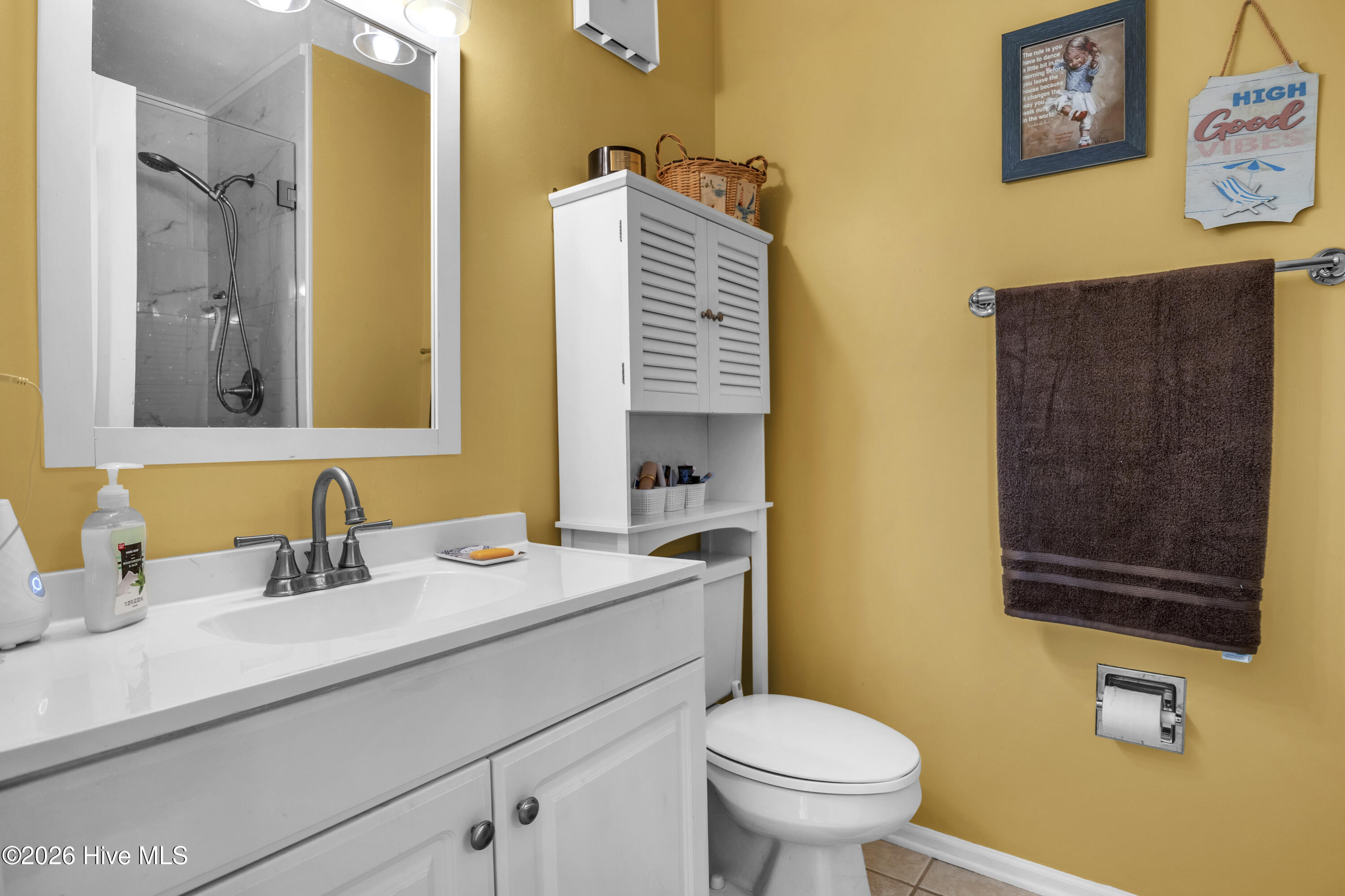 100569853 | Photo 18