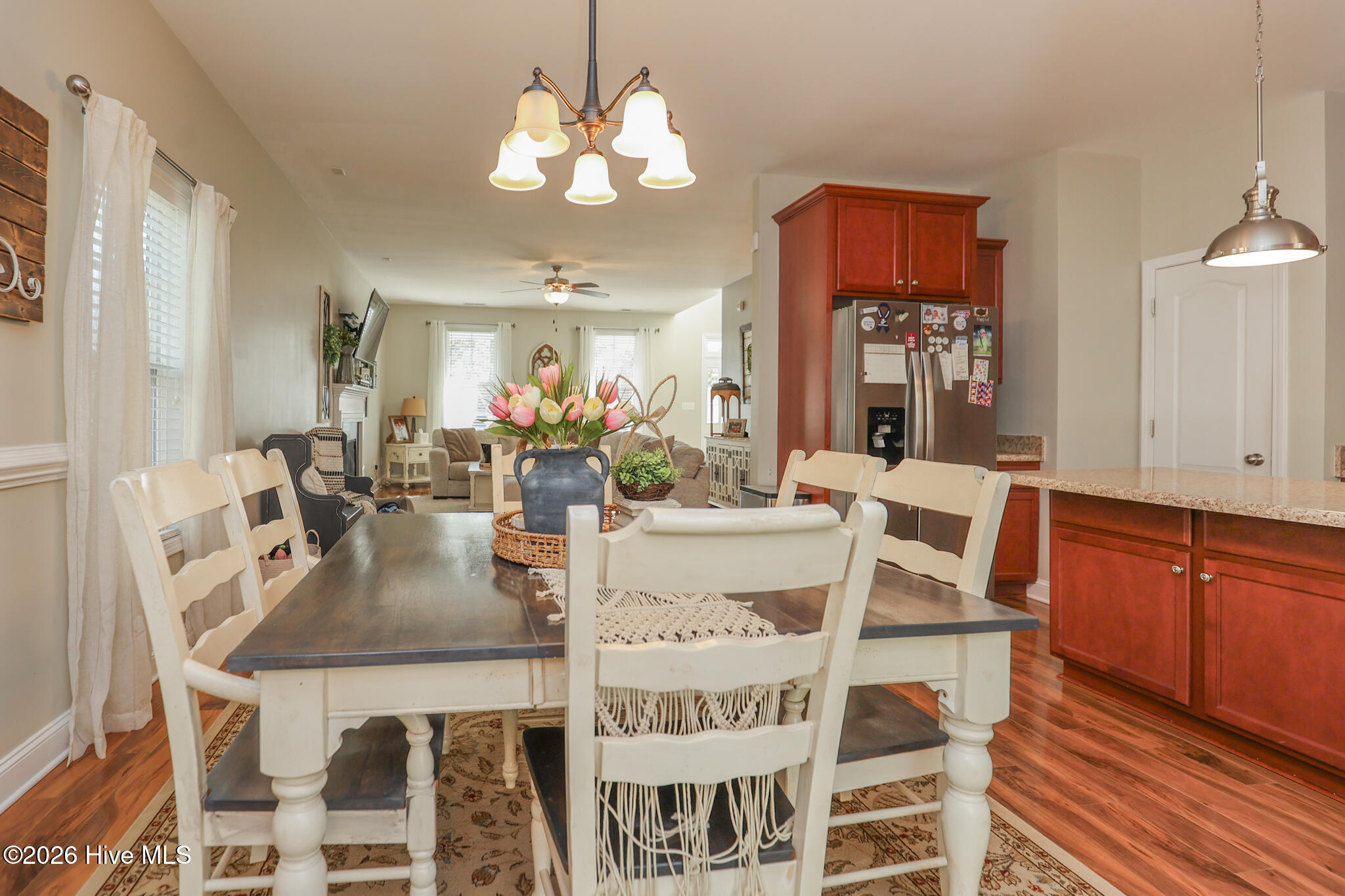 100559390 | Photo 17