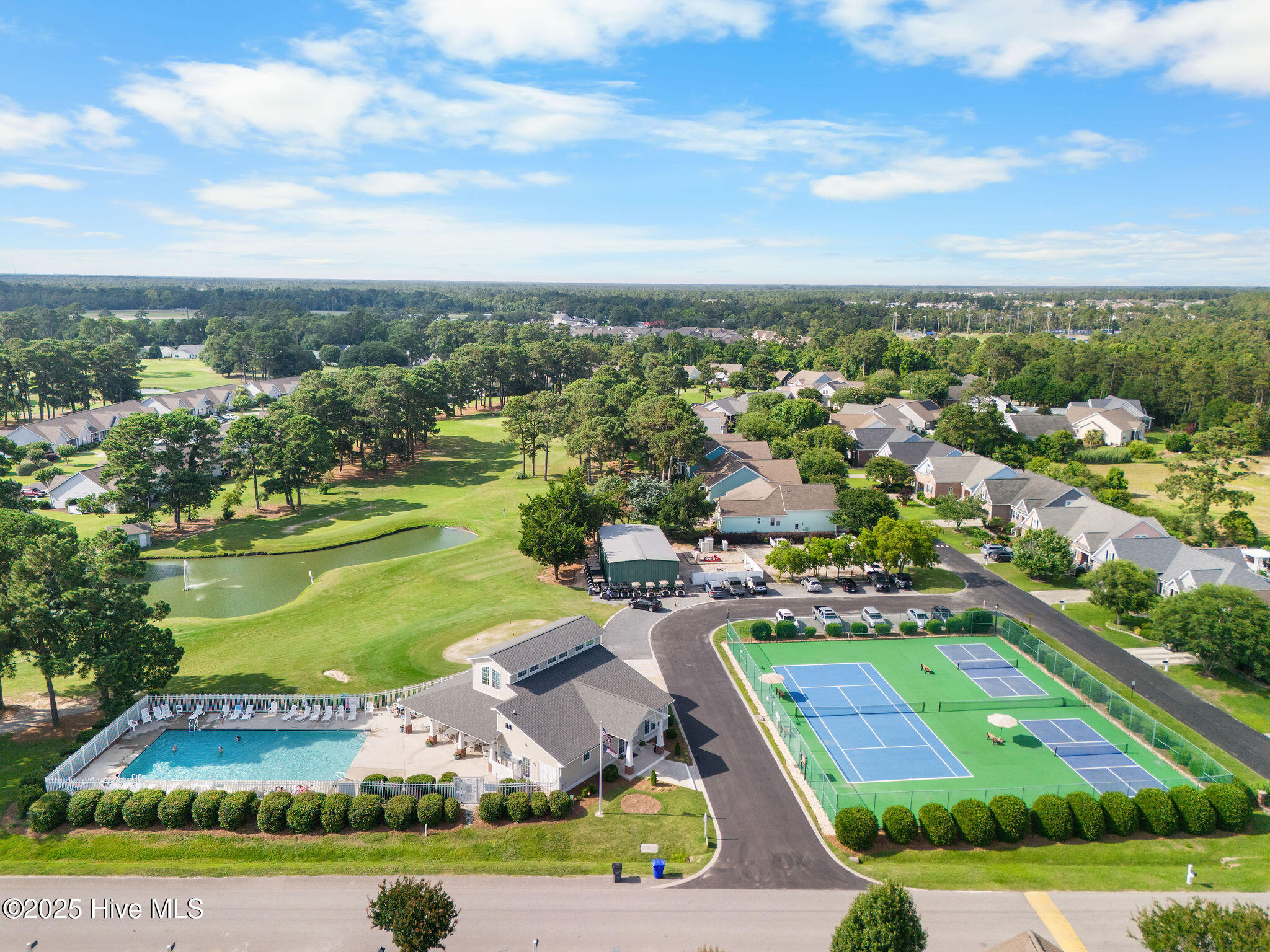 100513601 | Photo 51