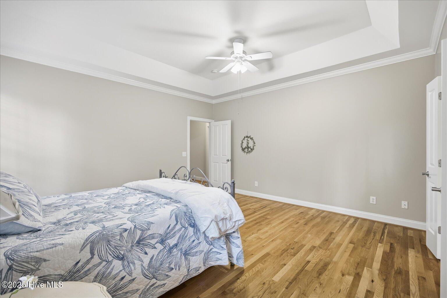 100543619 | Photo 26