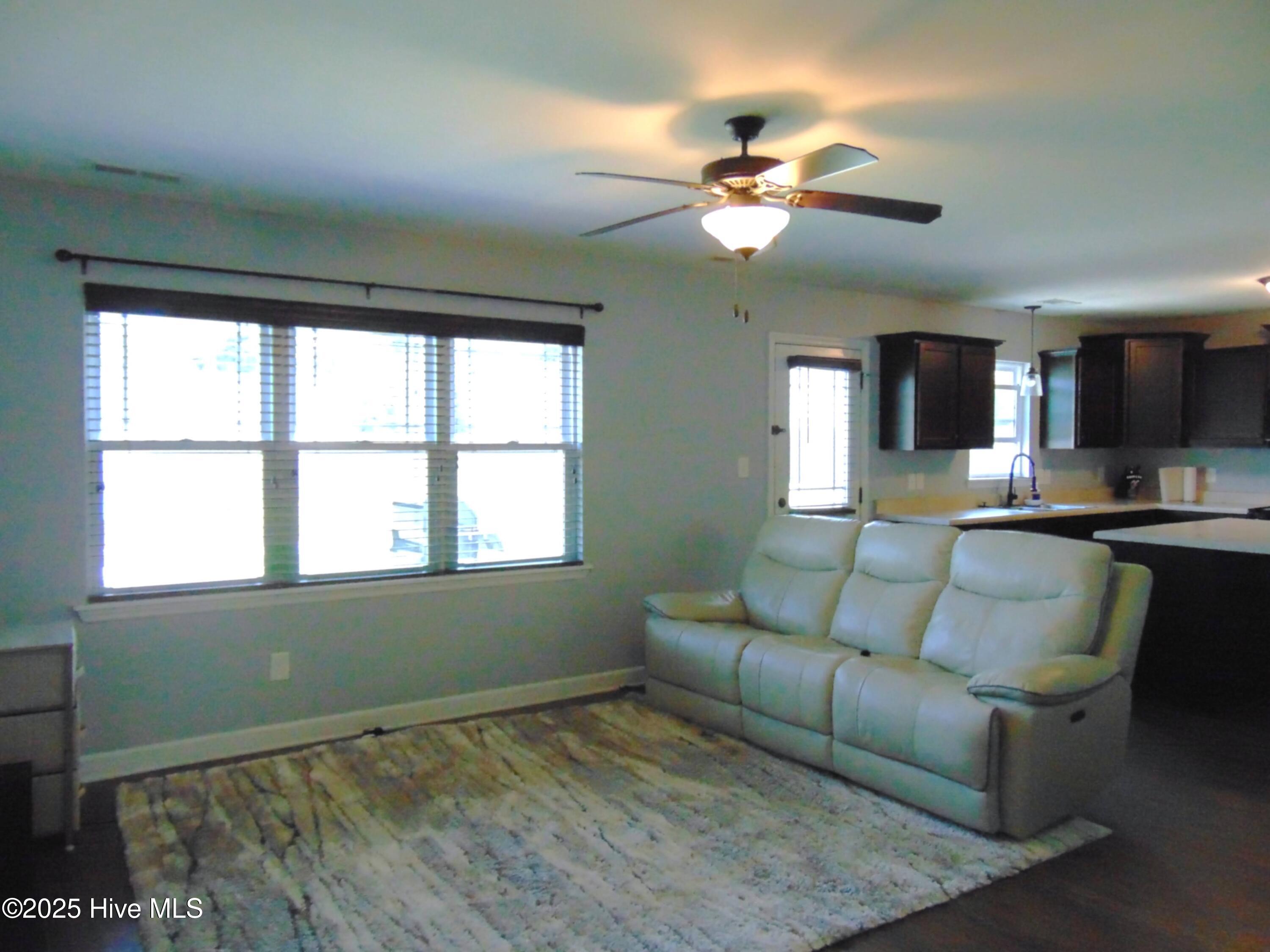 205 Brice Court, Hubert, NC 28539 – photo 9: DSC00947