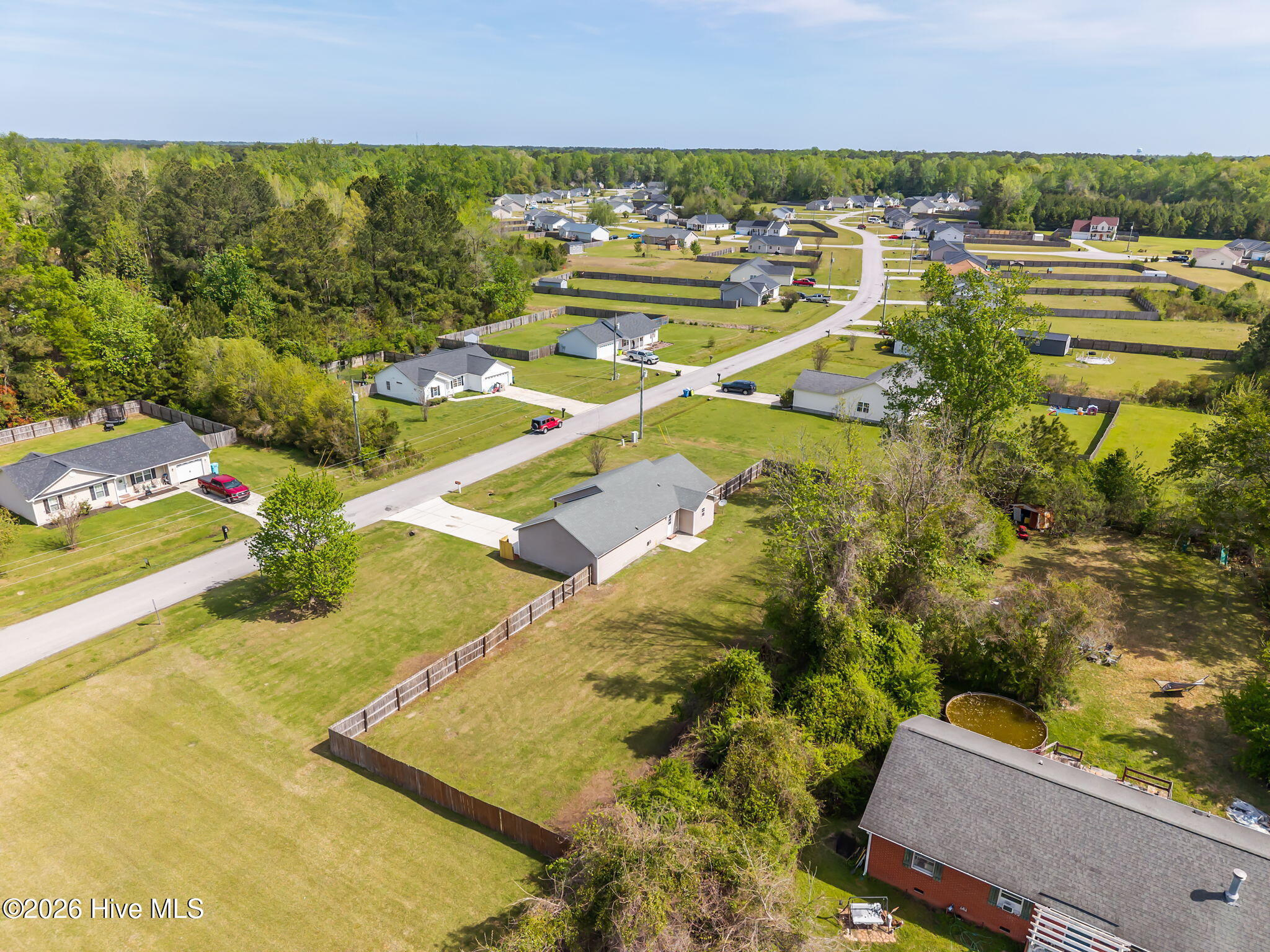 100565884 | Photo 44