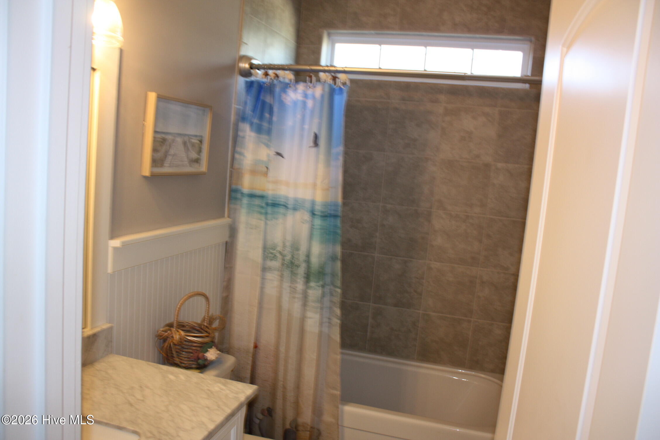 100555586 | Photo 12