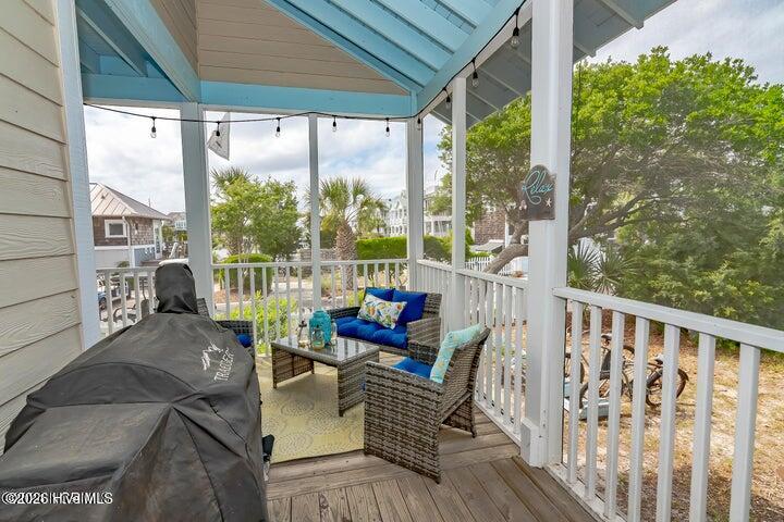 100557980 | Photo 28