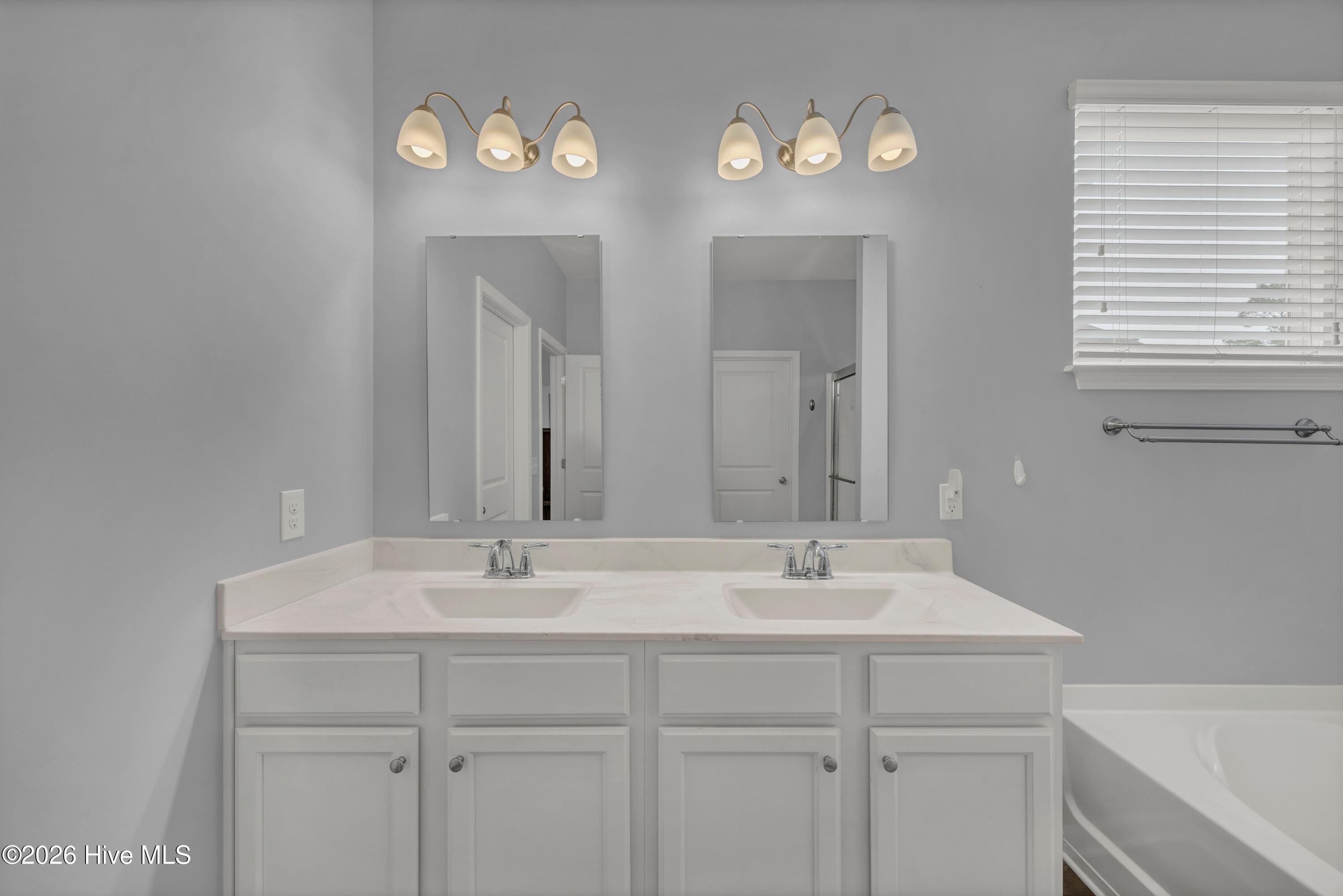 100557551 | Photo 16