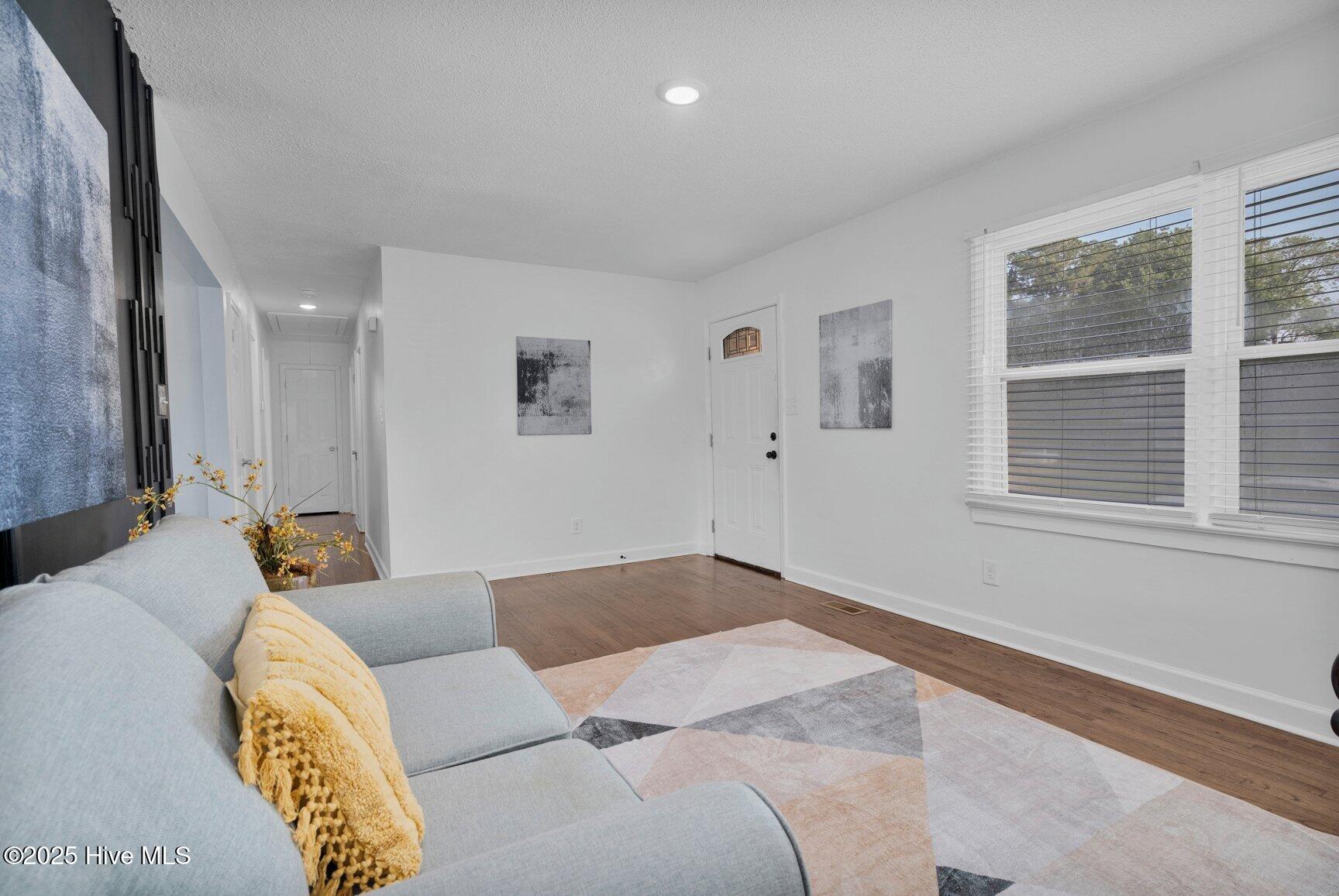 006-801LincolnDrive-RockyMount-NC-27801-