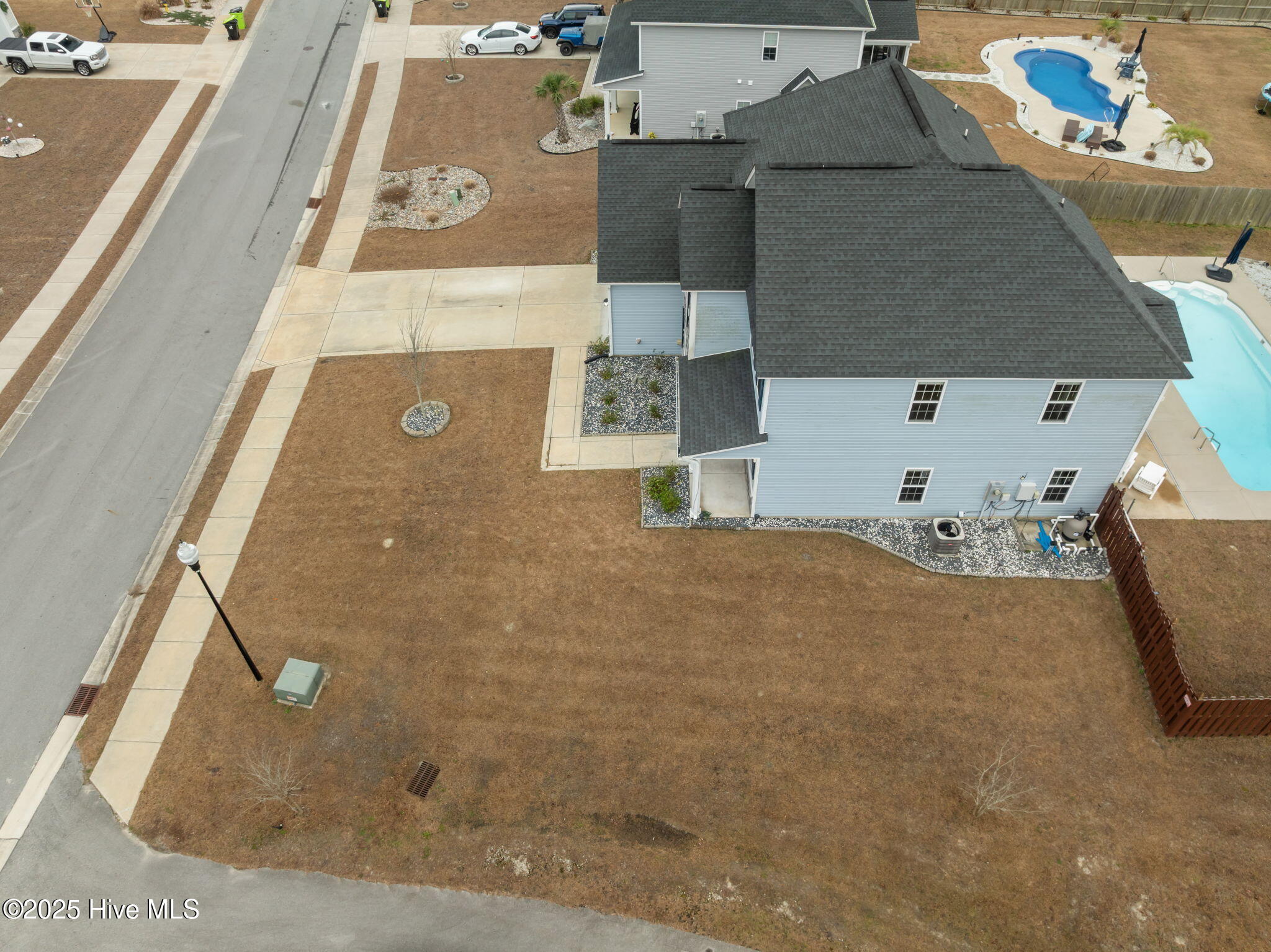 100546681 | Photo 58