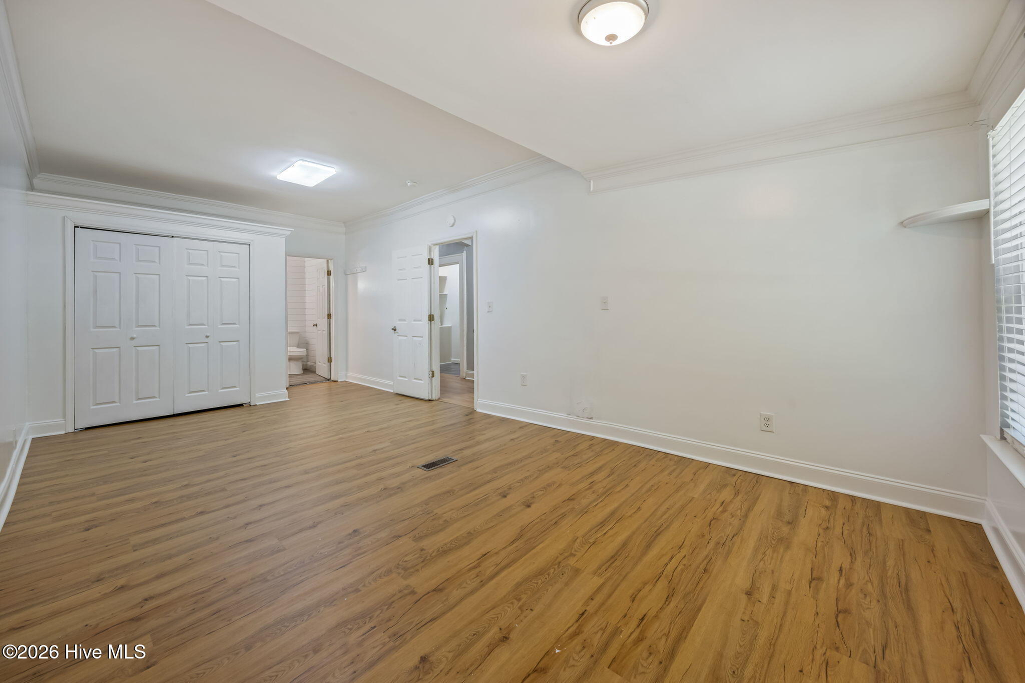 13-web-or-mls-1917 Haynie Drive-38
