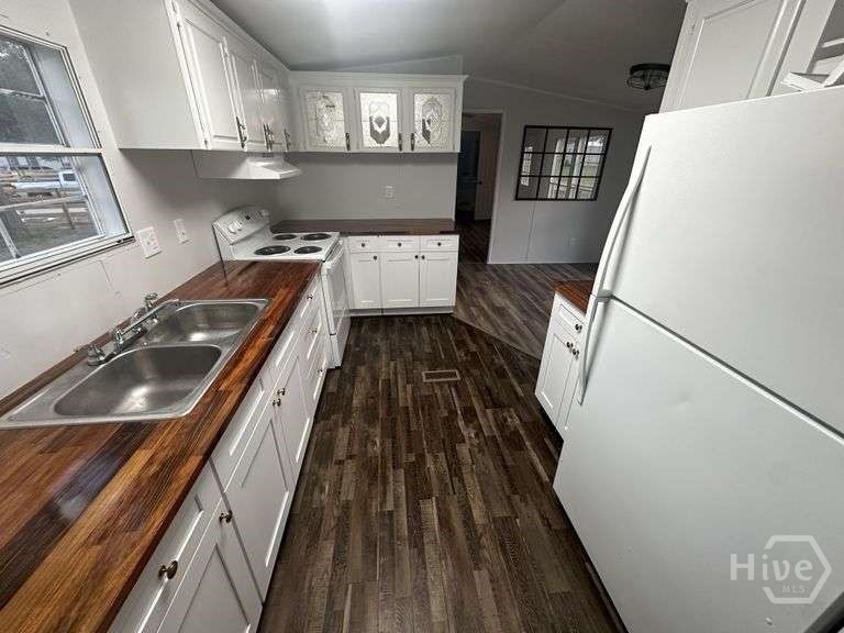 Homes for sale in Guyton, GA | 114 Shari Dr, Guyton, GA 31312 | MLS# SA341901