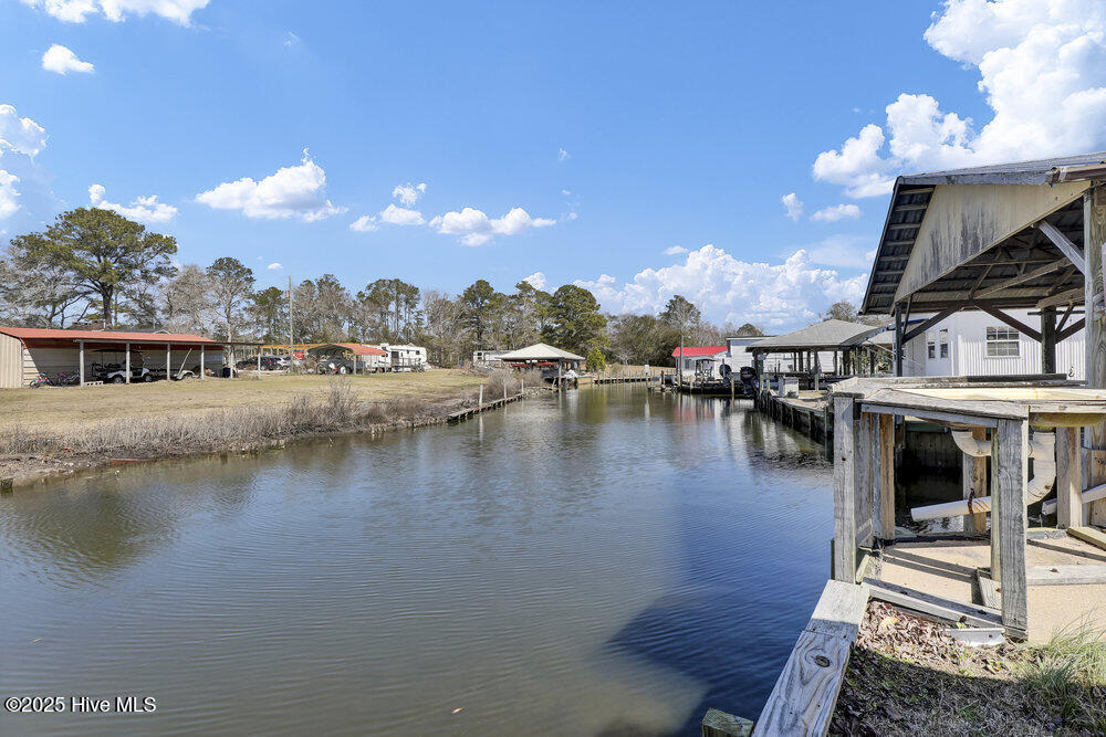 100493955 | Photo 33