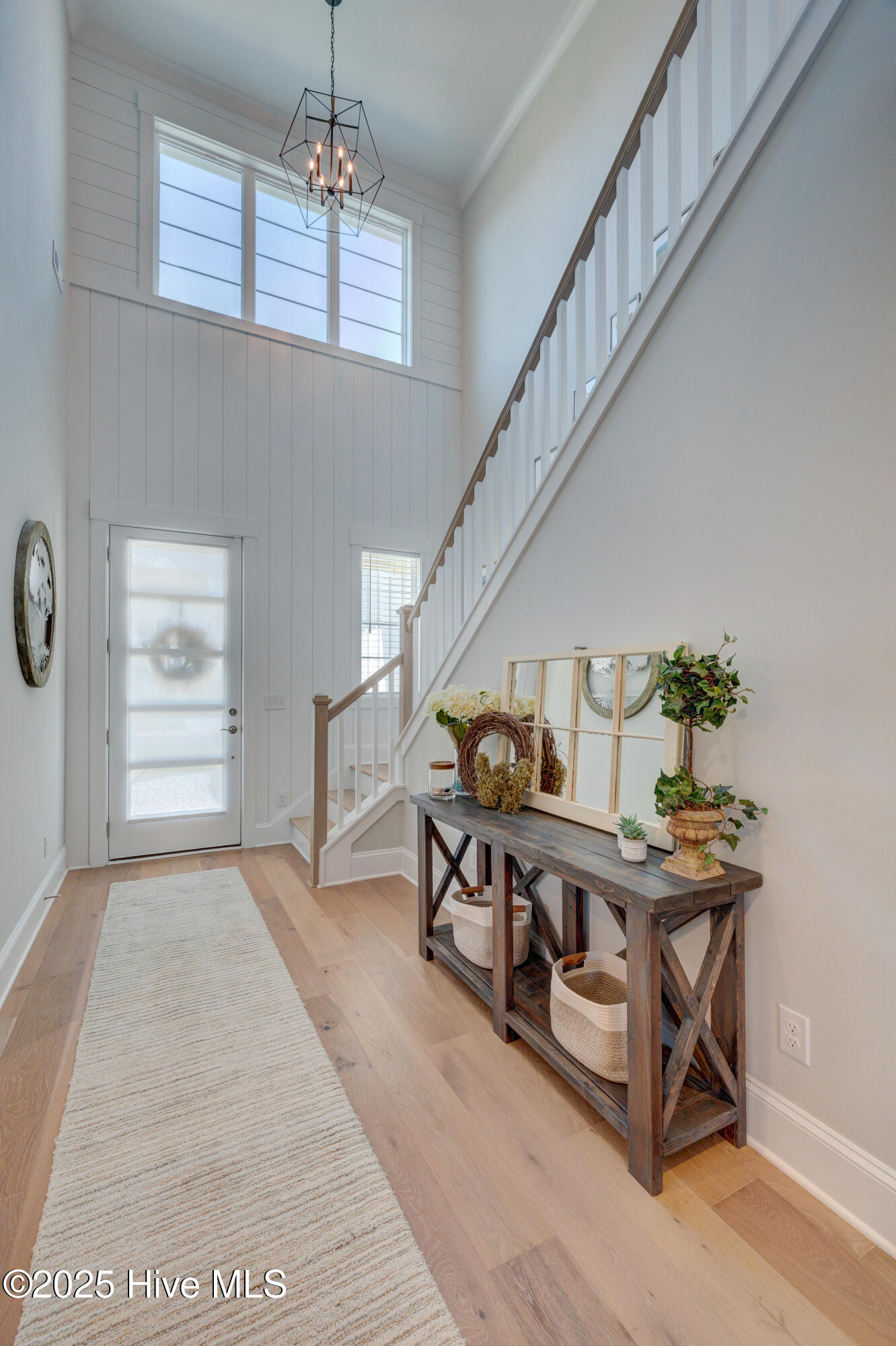 100531036 | Photo 13