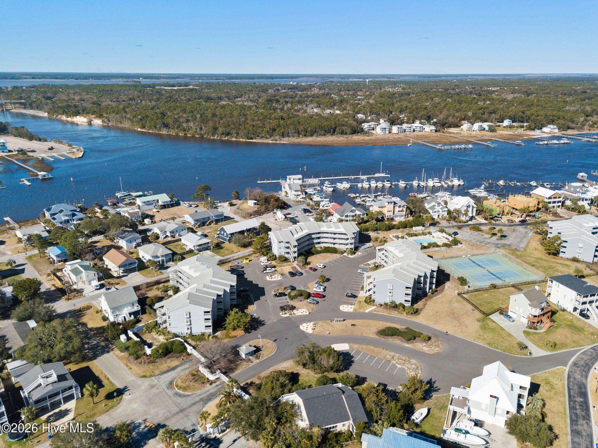 100554597 | Photo 48