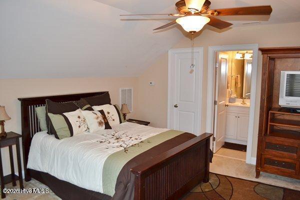 100541954 | Photo 16