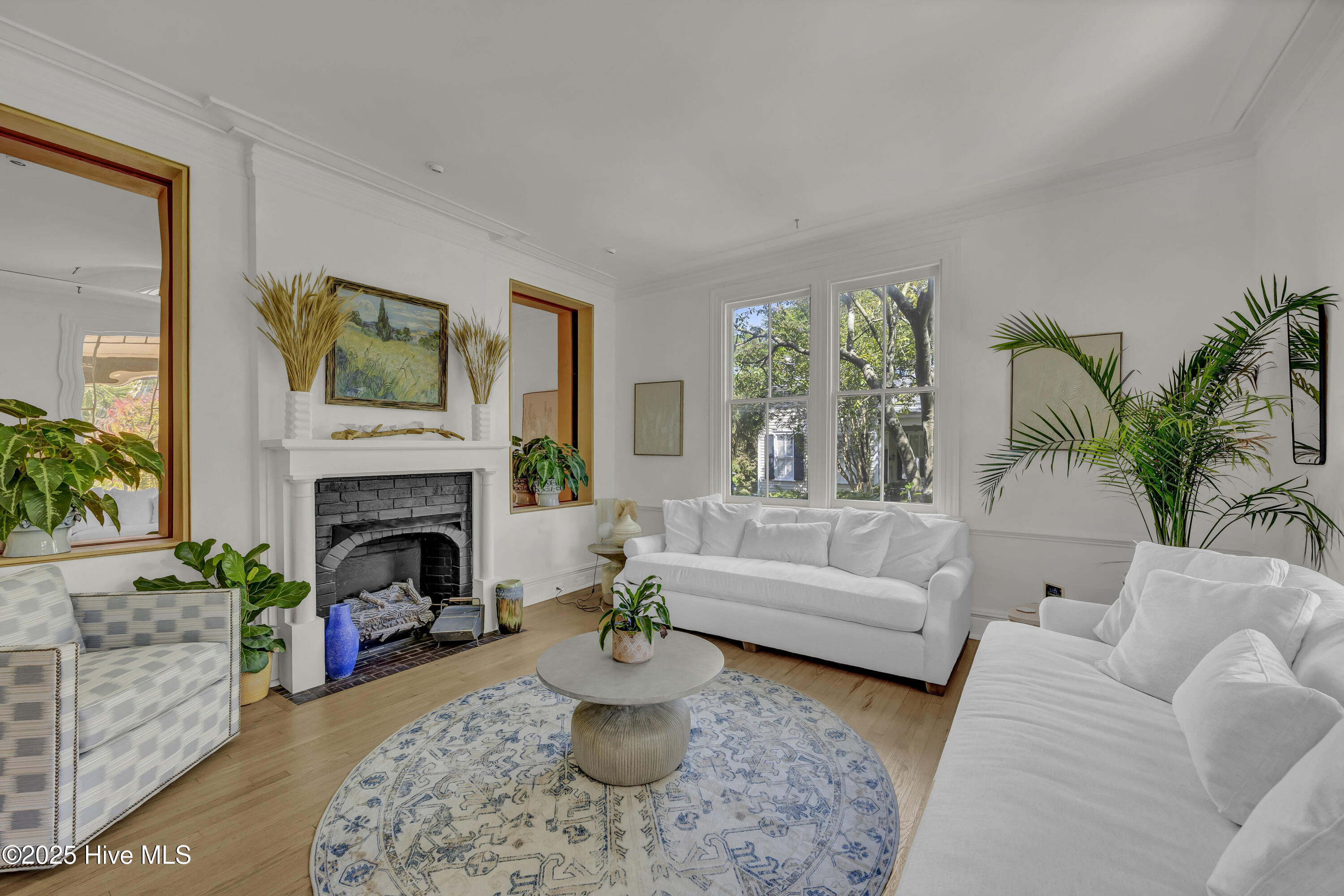 100531390 | Photo 20