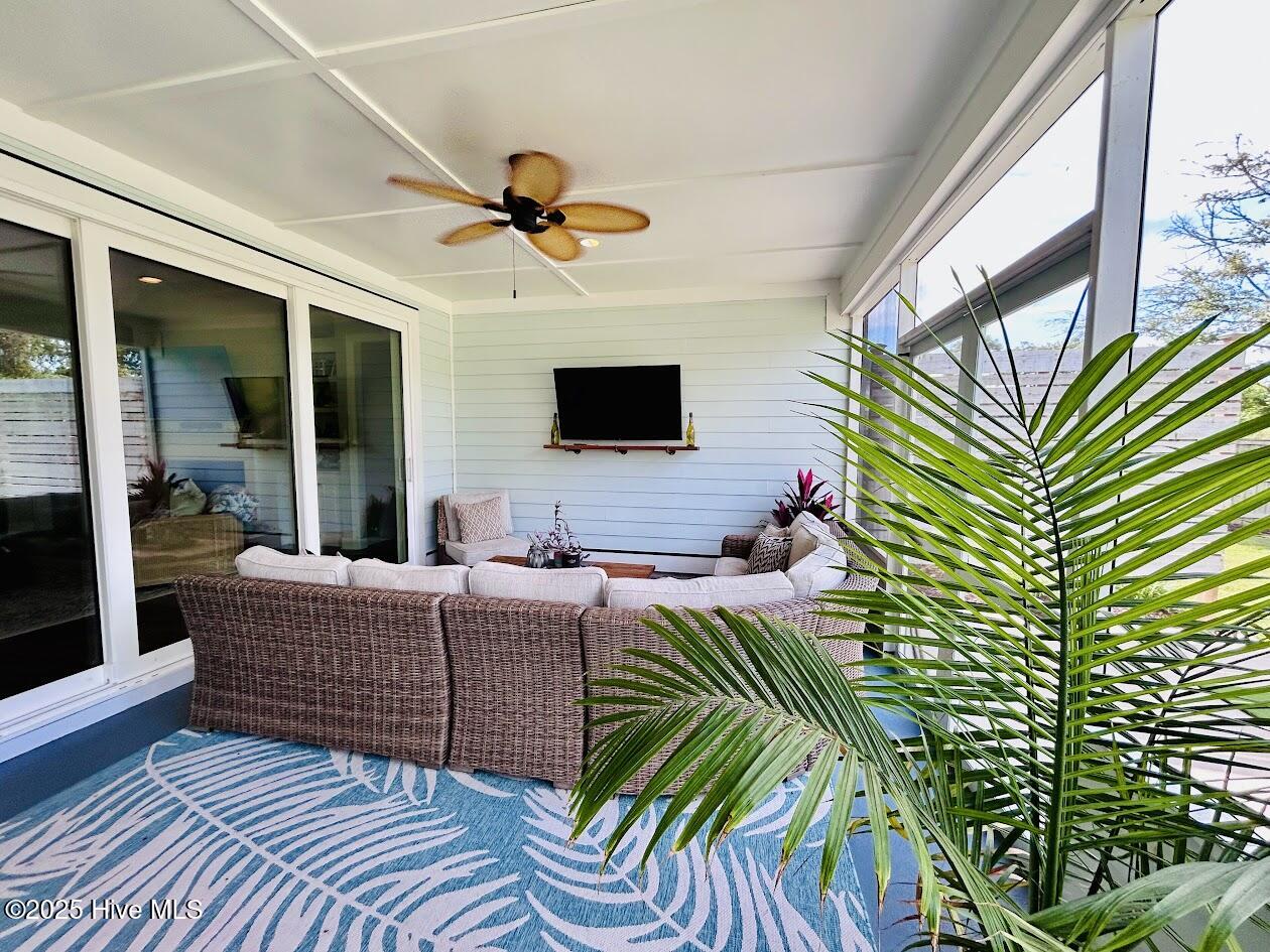 100534621 | Photo 64