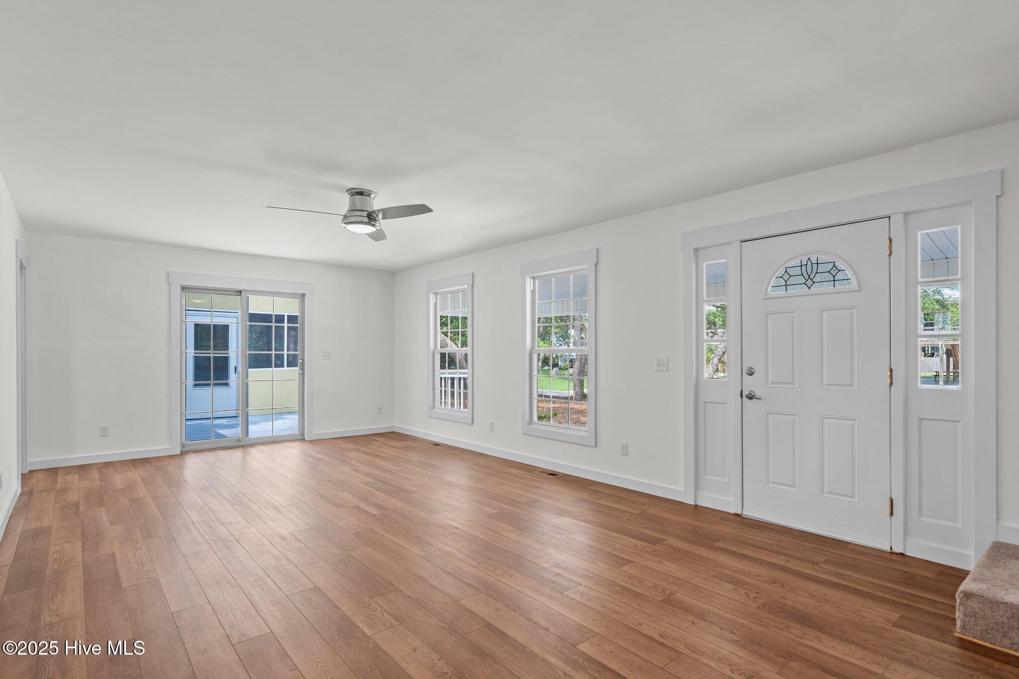 108 NW 29th Street, Oak Island, NC, 28465