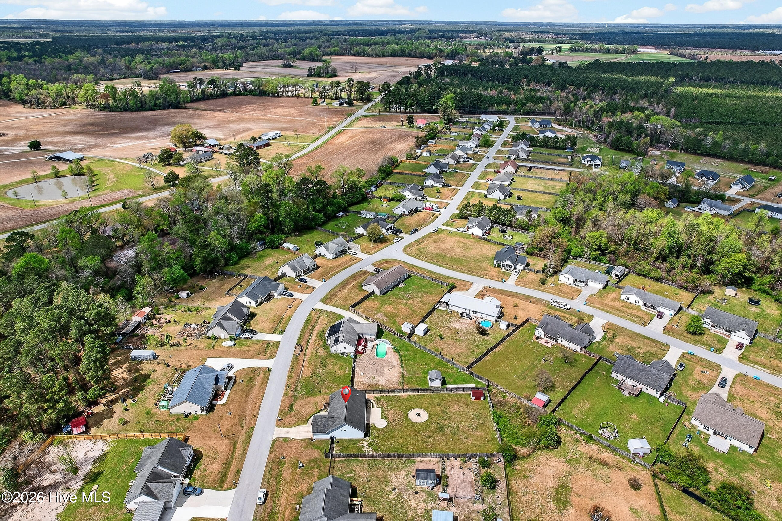 100563999 | Photo 34