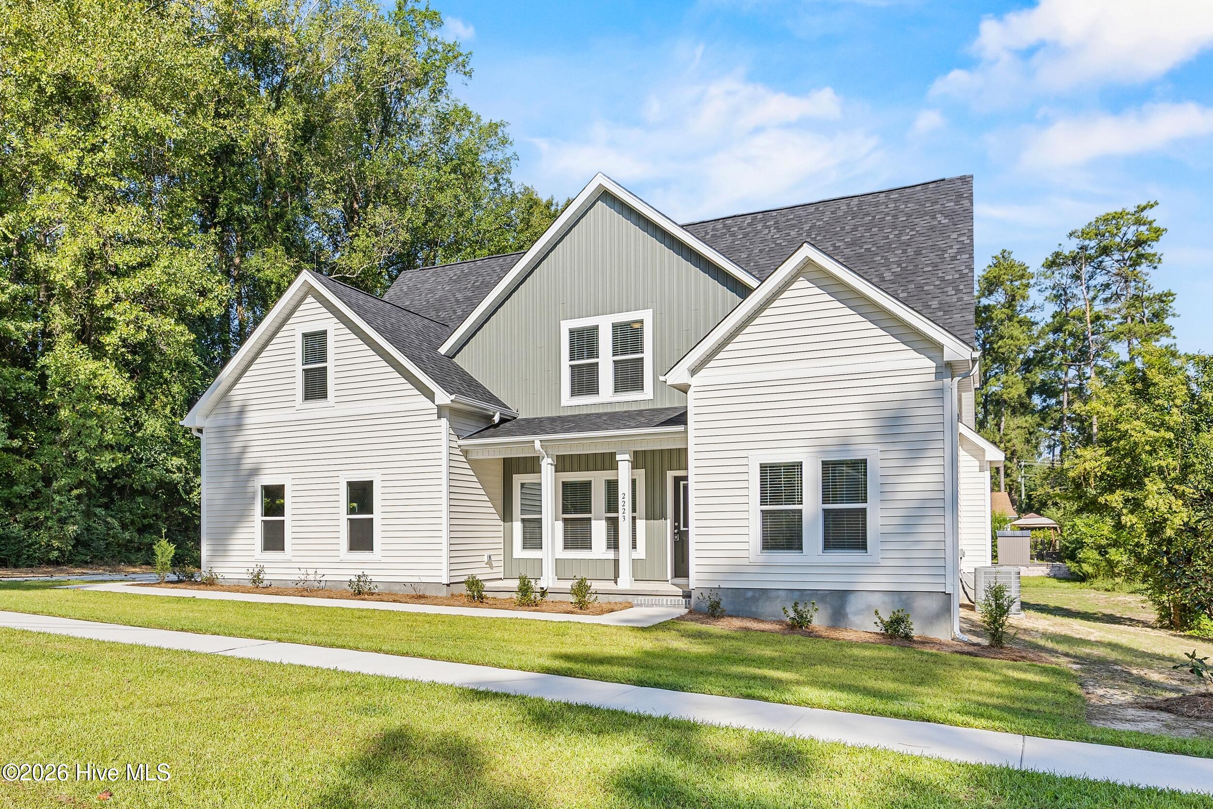 2223 Greenwood Court — listing photograph 5