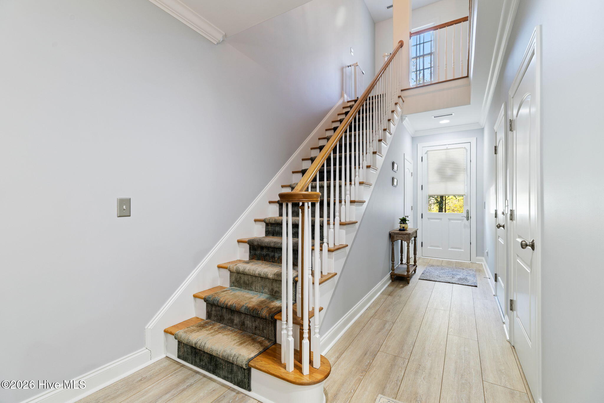 100551308 | Photo 25