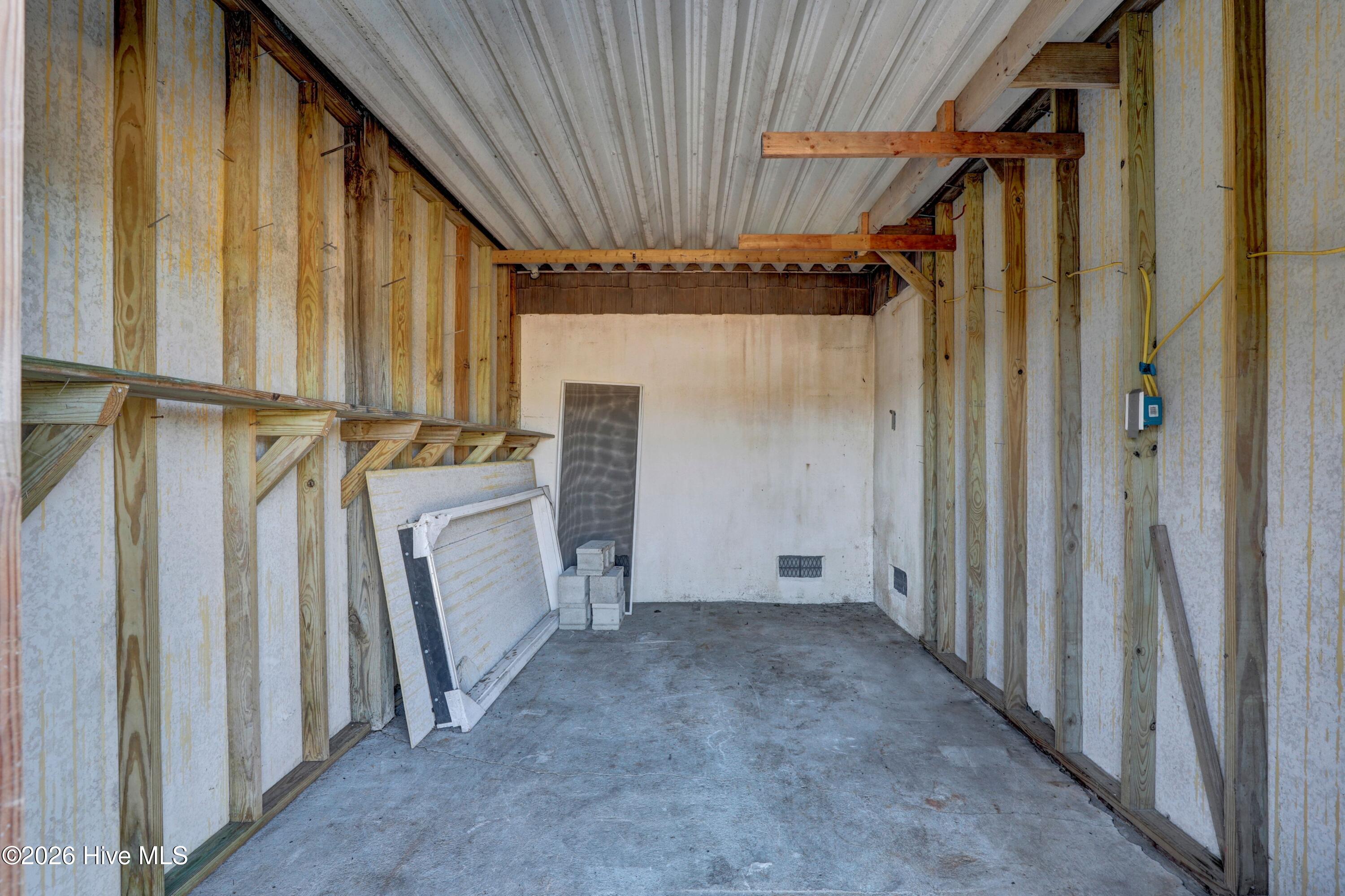 100489094 | Photo 47