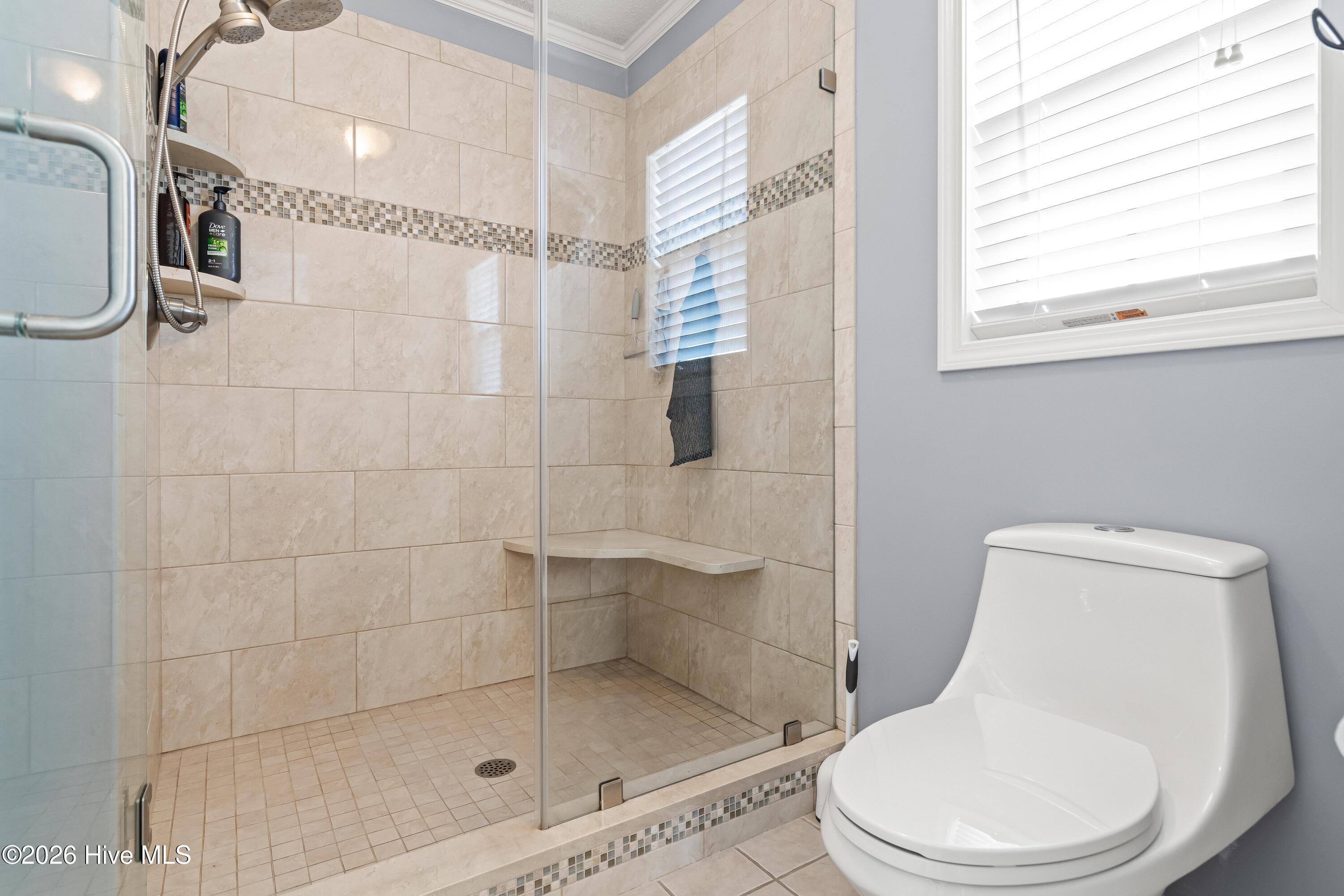 100550055 | Photo 34