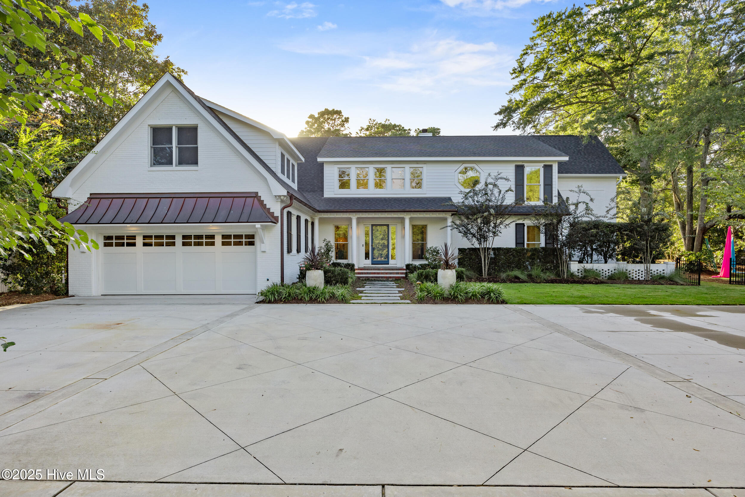 100534920 | Photo 10