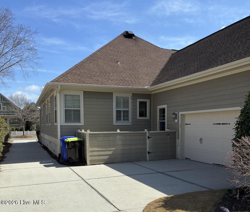 100559785 | Photo 26