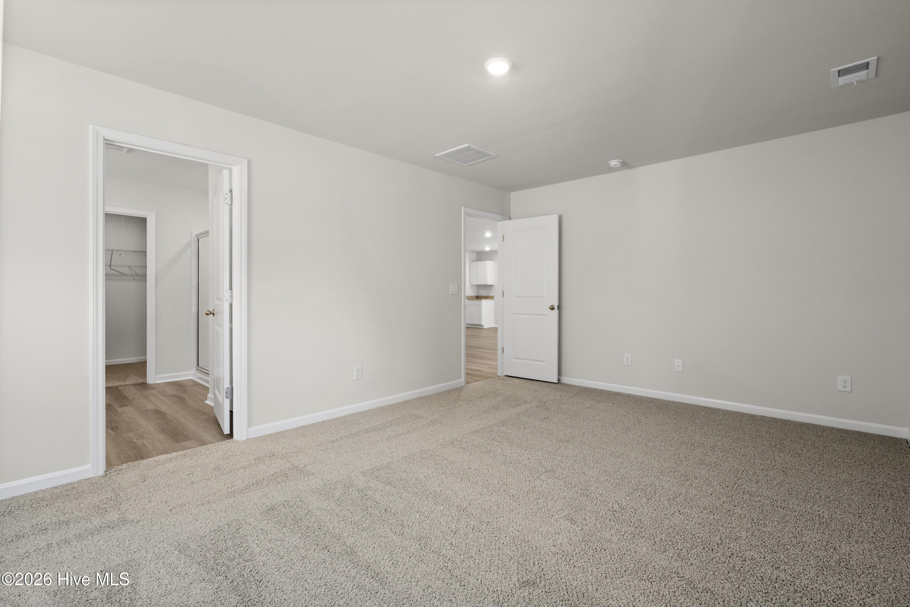 100552146 | Photo 20