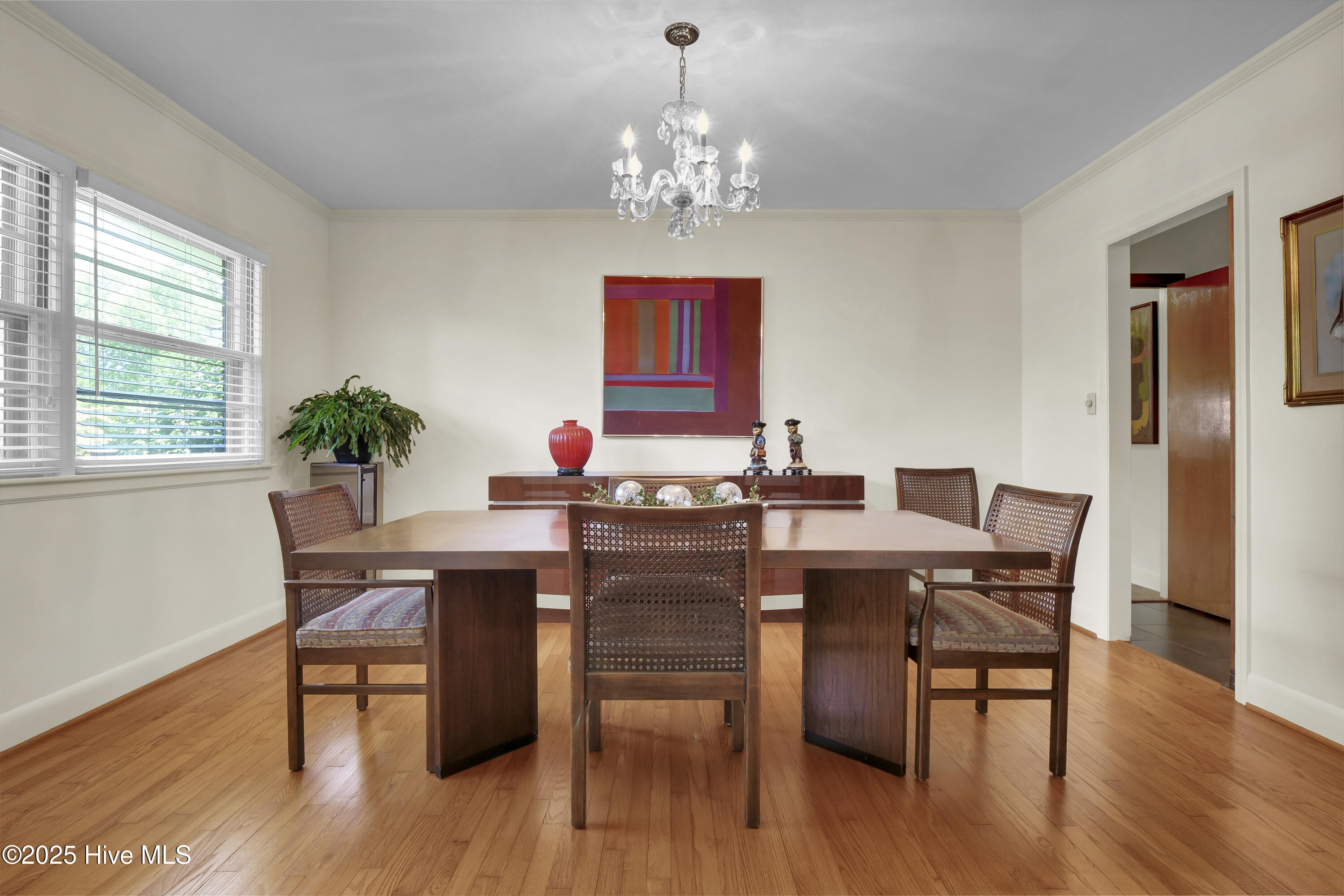 100522690 | Photo 13