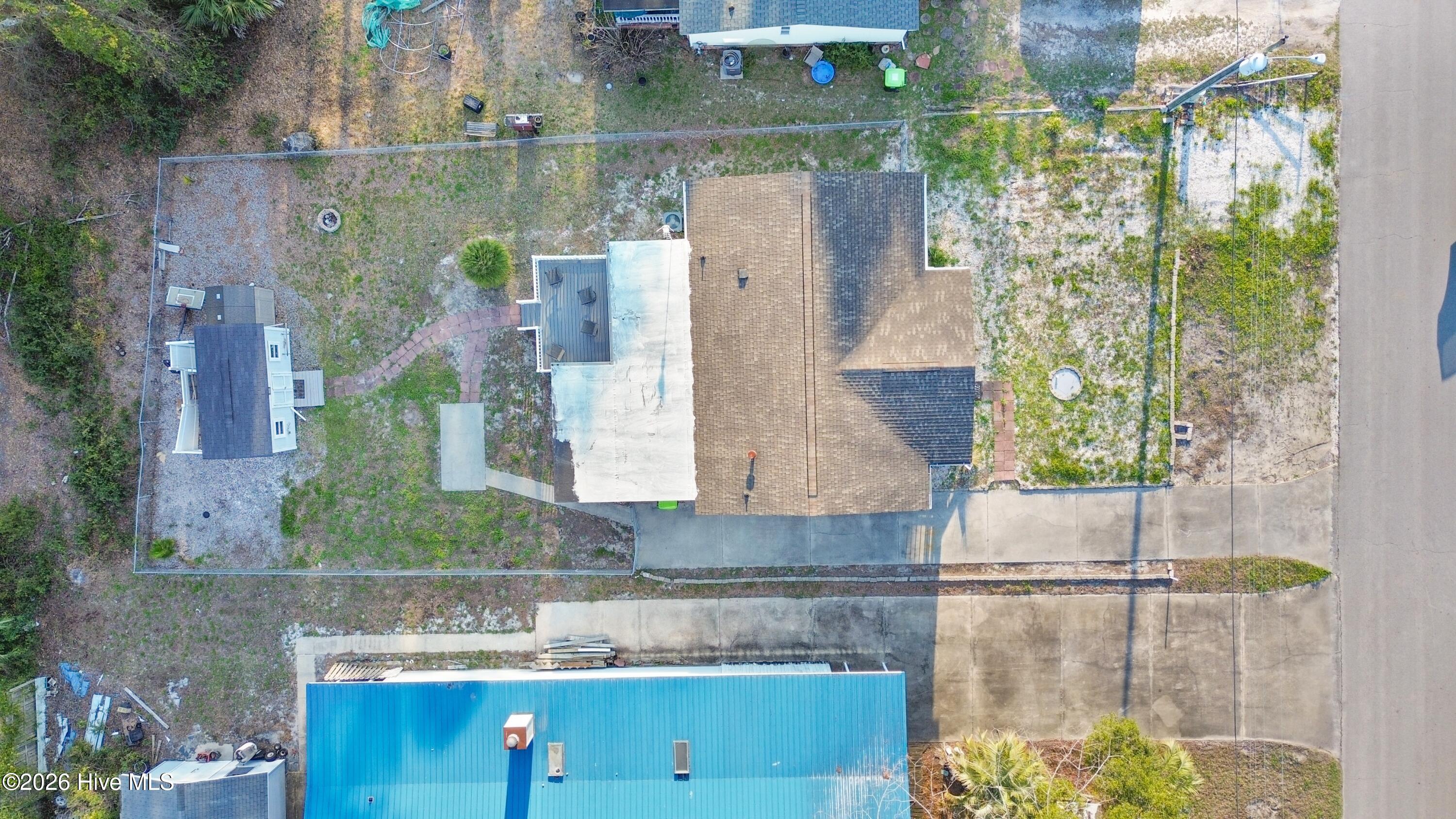 100560053 | Photo 35