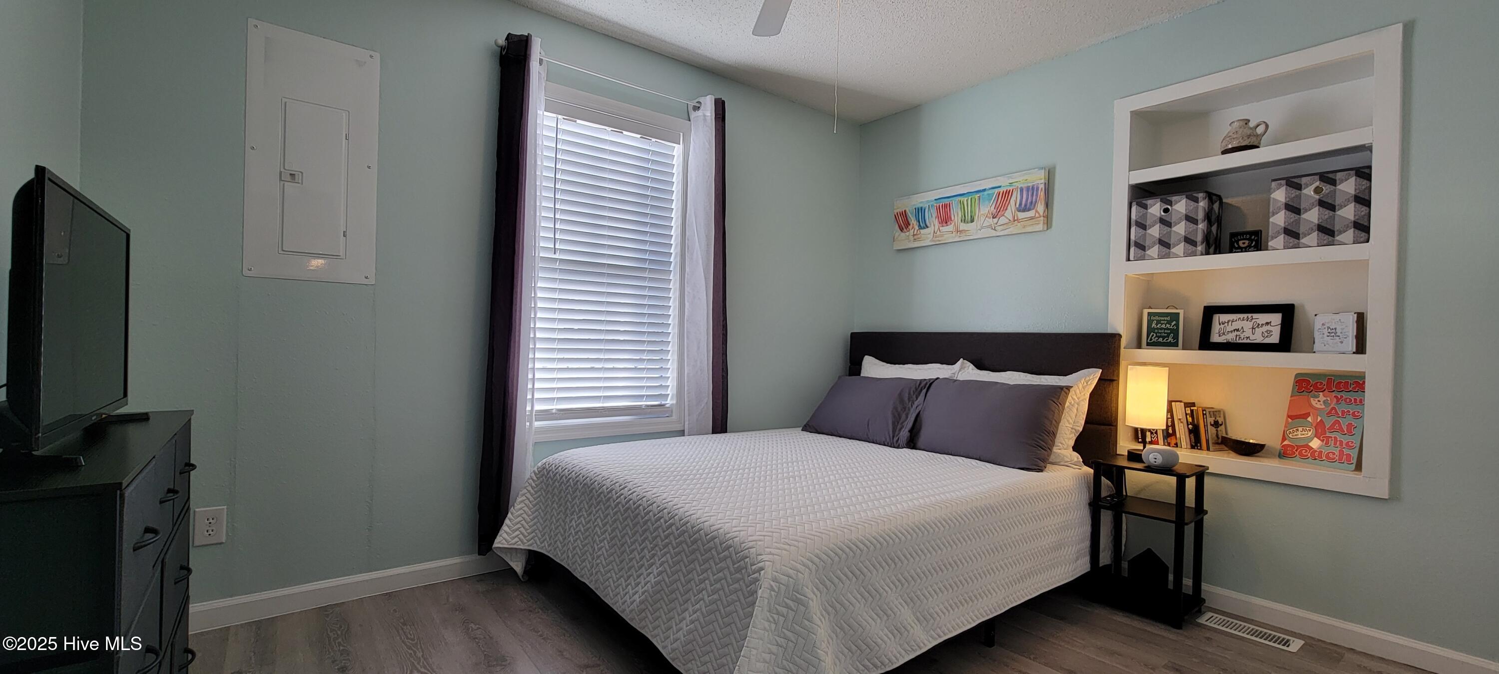 100538721 | Photo 24