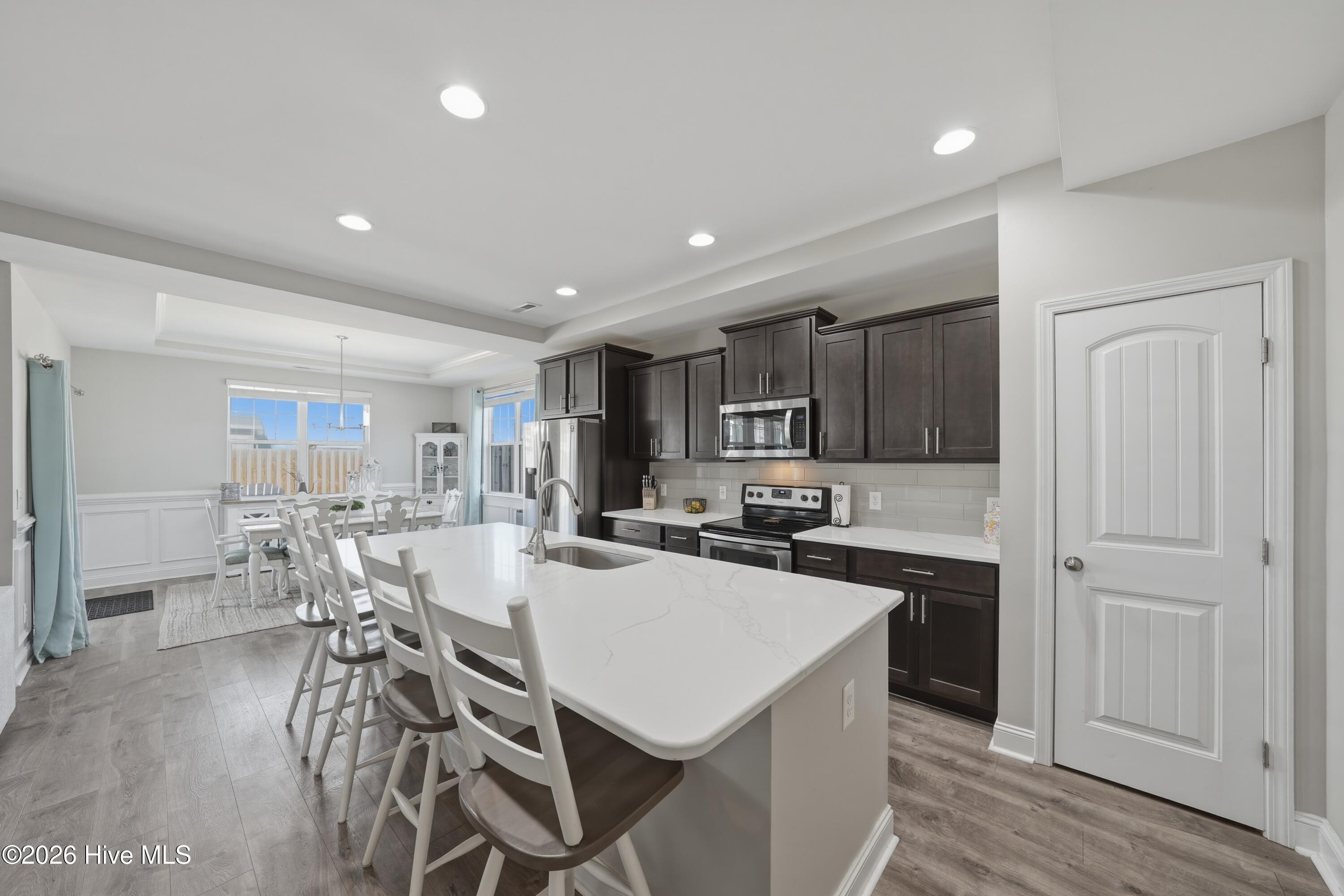 100557354 | Photo 19