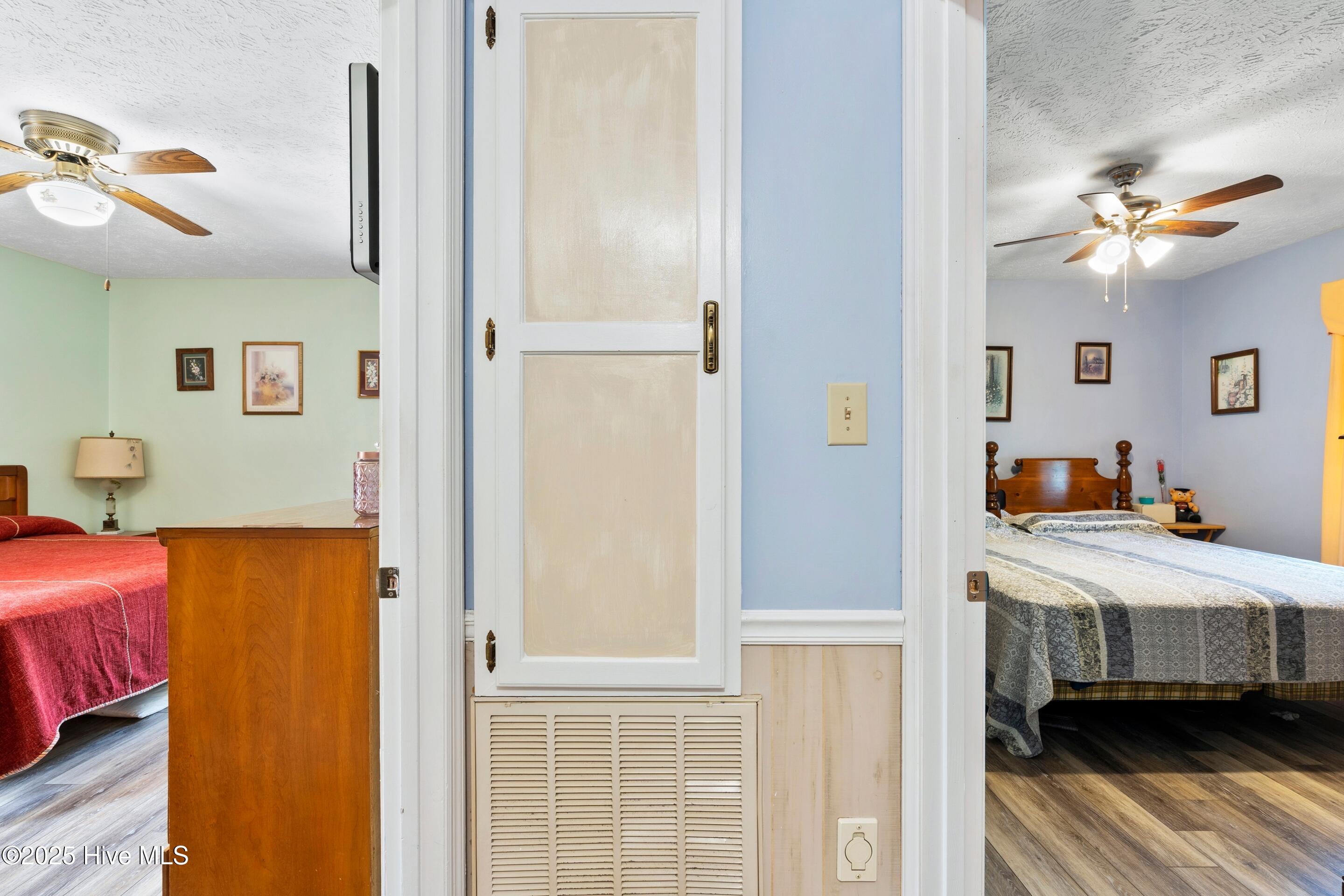 100560876 | Photo 39