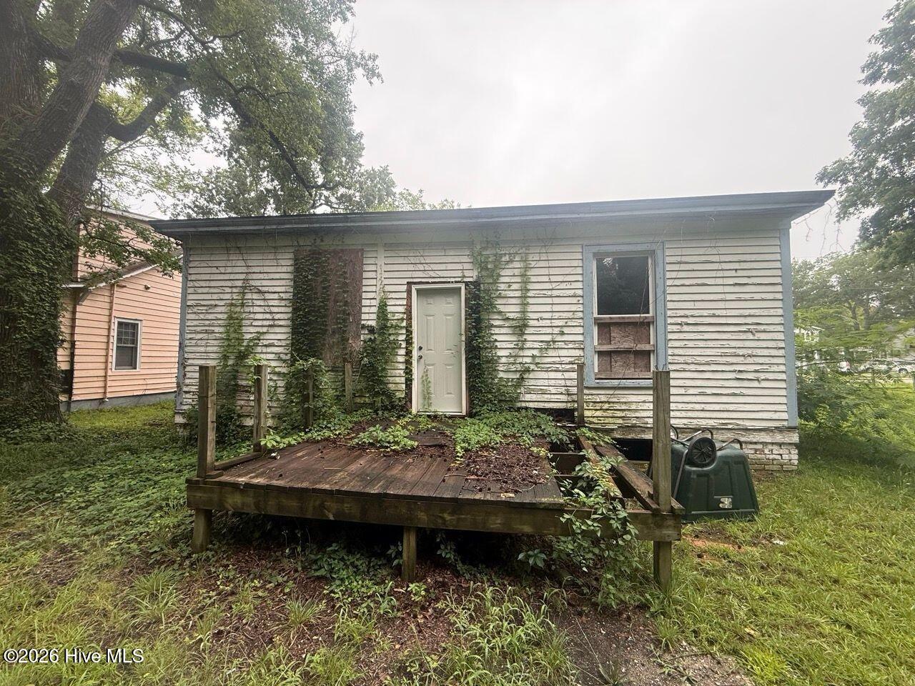Exterior photo of 1010 Sunset Avenue, Rocky Mount, NC 27804. MLS: 100592425